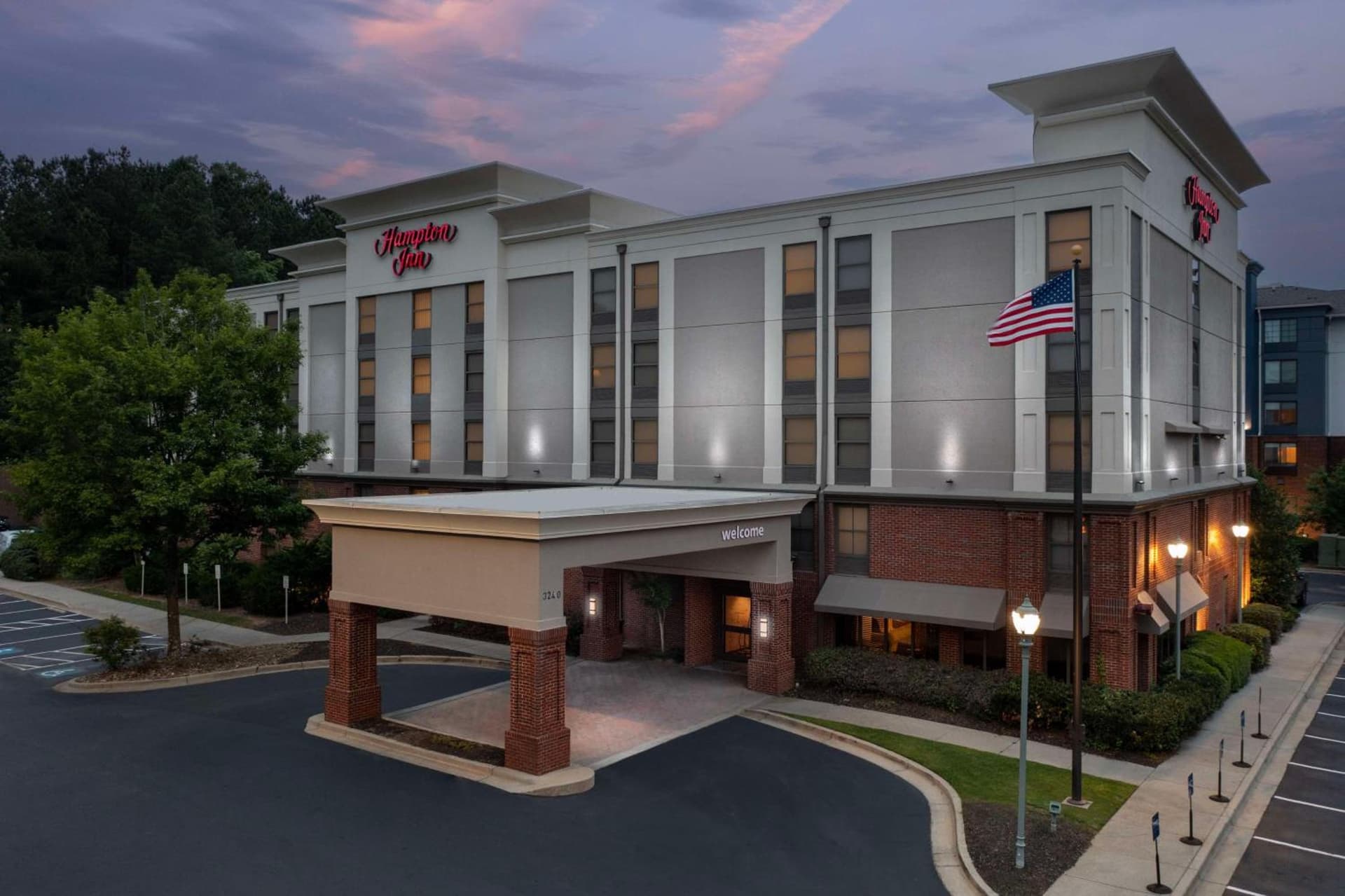 Hampton Inn Atlanta-Mall Of Georgia featured exterior or lobby in Buford, GA — similar hotel