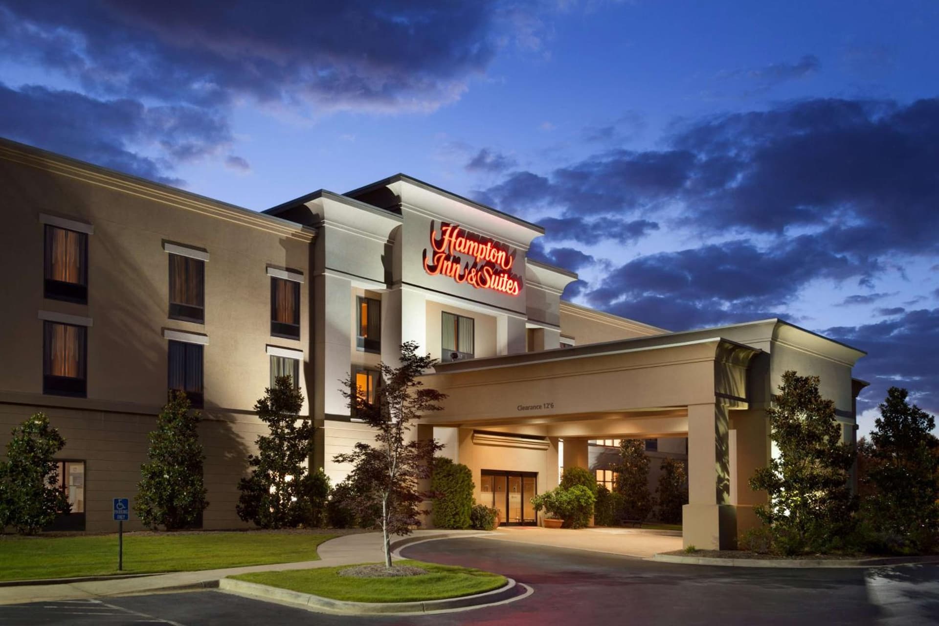 Hampton Inn & Suites Opelika-I-85 Auburn Area property views in Opelika, AL — gallery photo 3