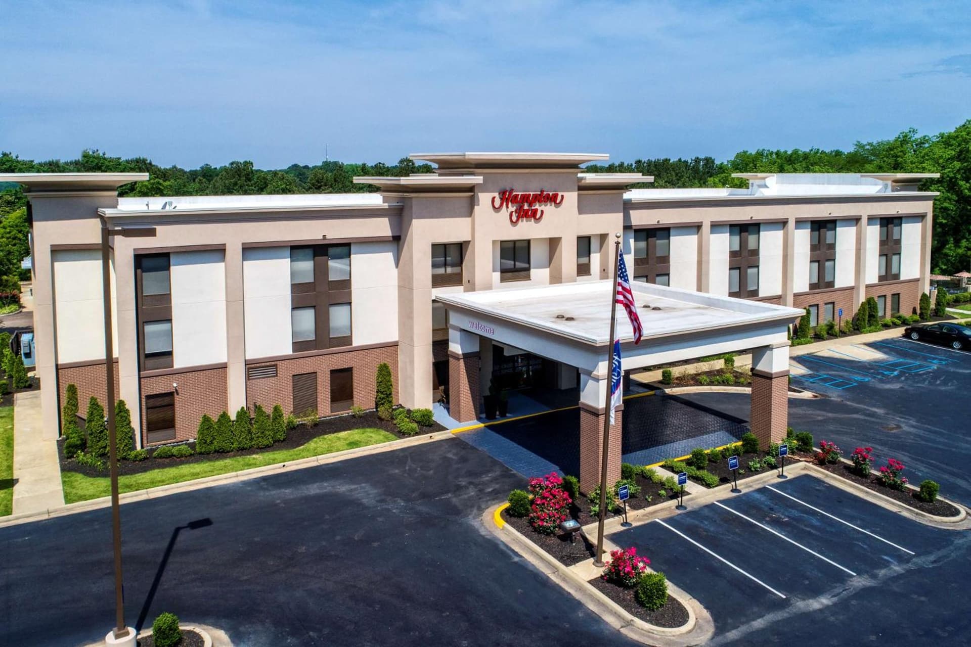 Hampton Inn Batesville featured exterior or lobby in Batesville, MS — similar hotel