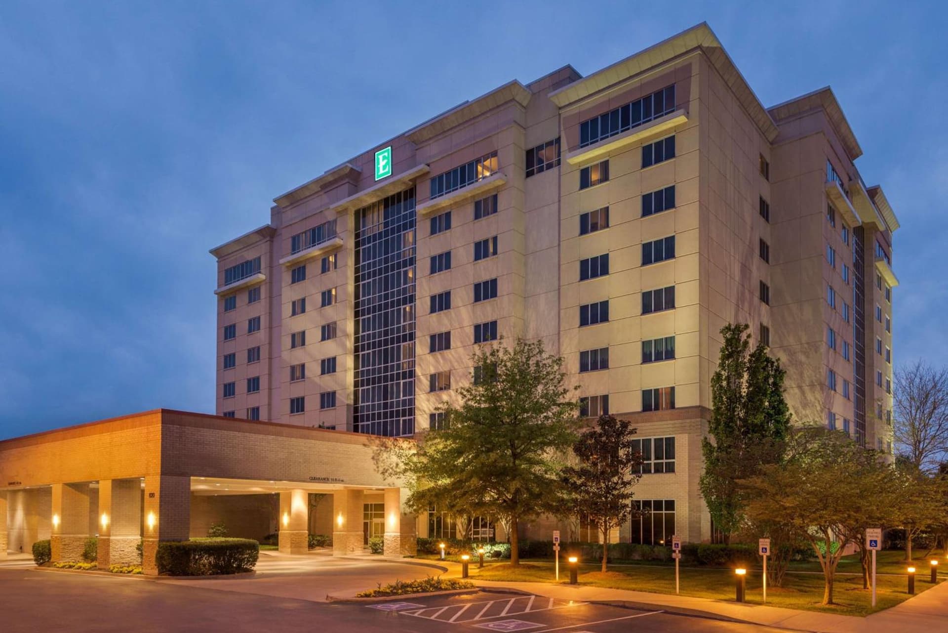 Embassy Suites by Hilton Franklin Cool Spring gallery photo in Franklin, TN — image 42