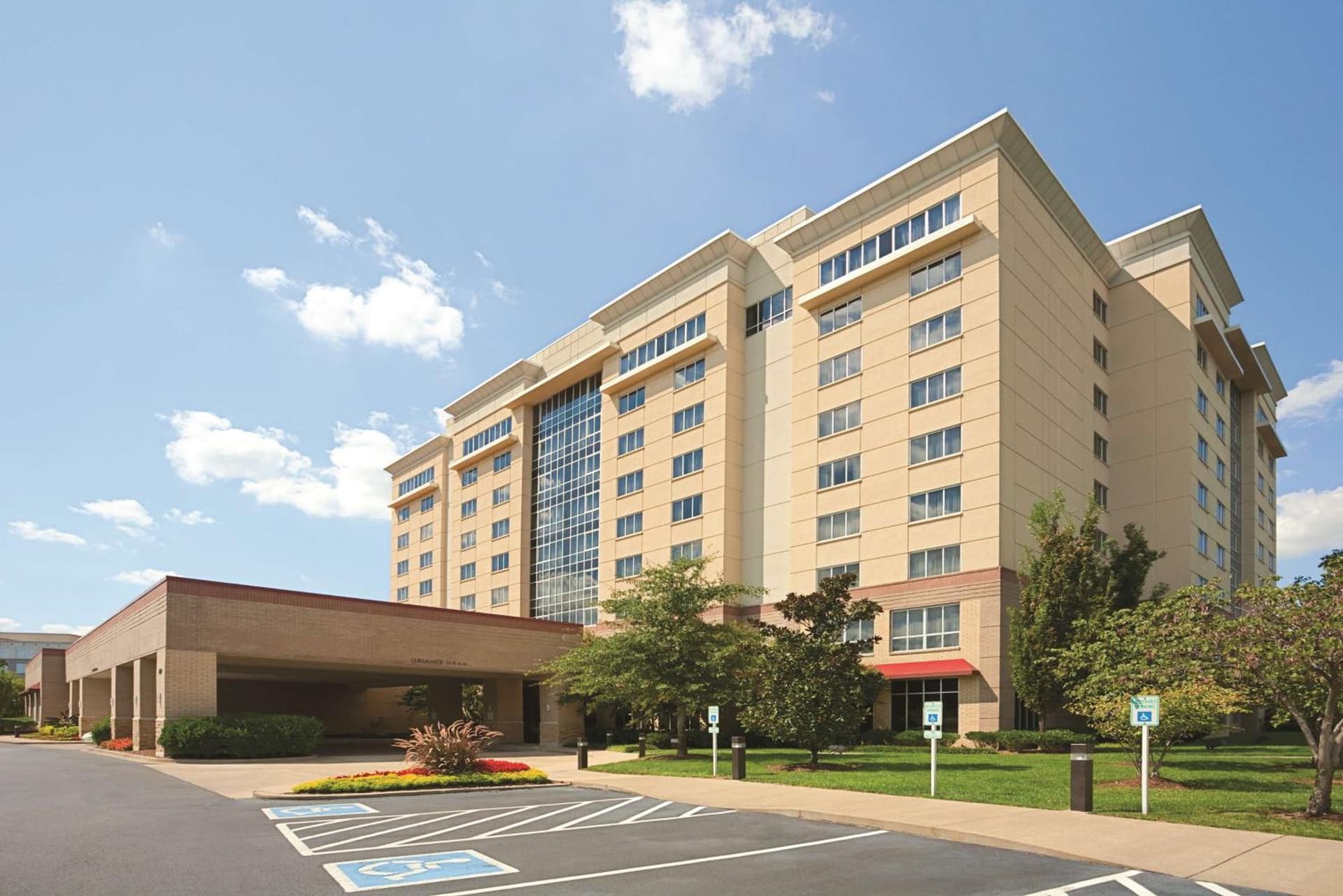 Embassy Suites by Hilton Franklin Cool Spring gallery photo in Franklin, TN — image 6