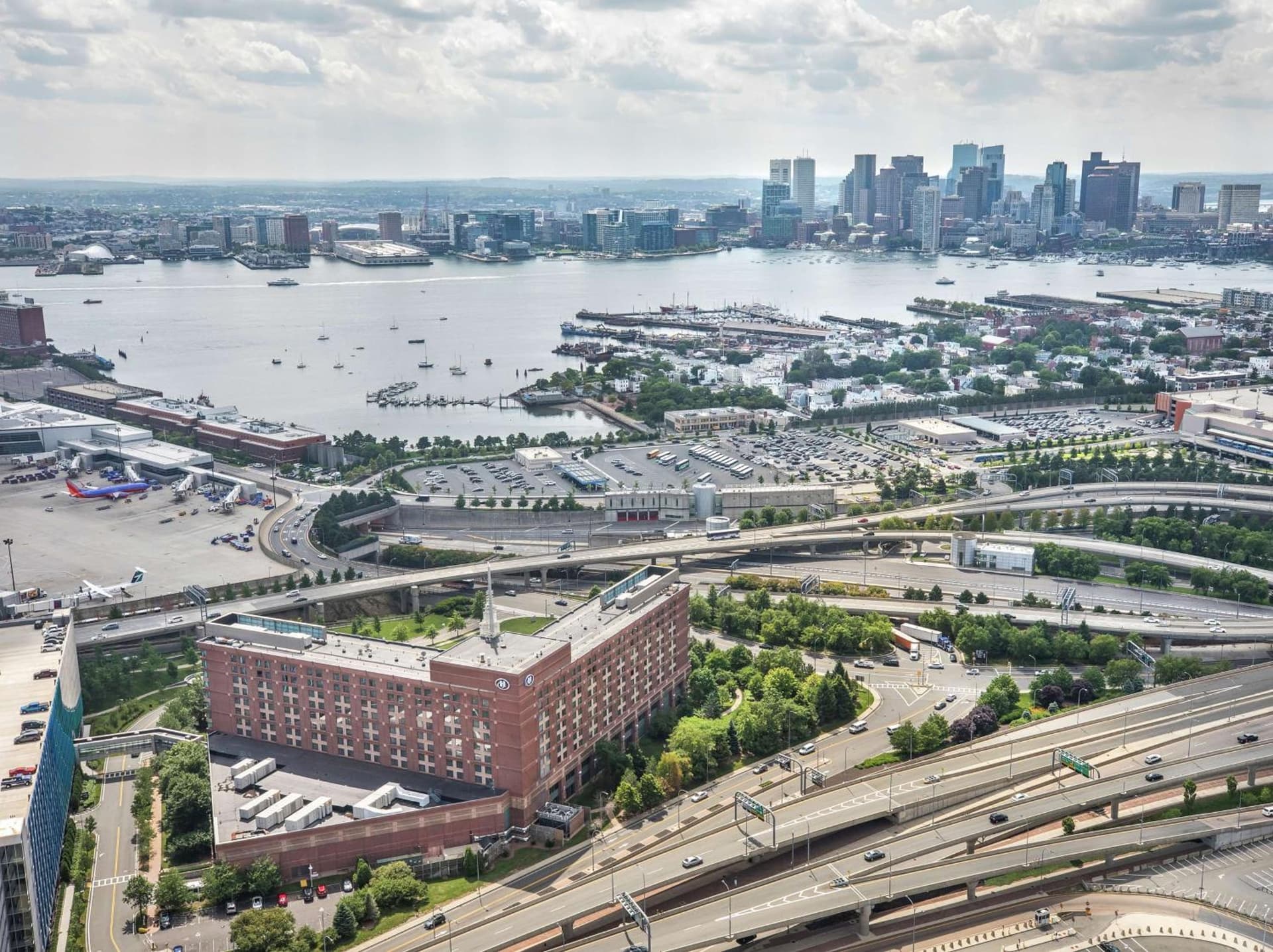 Hilton Boston Logan Airport gallery photo in Boston, MA — image 47