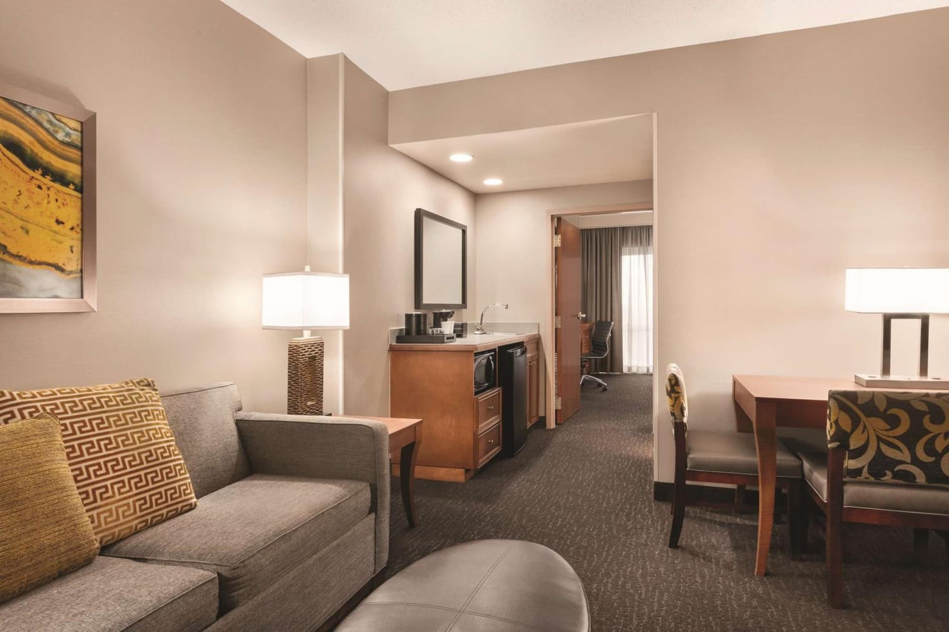 Embassy Suites by Hilton Franklin Cool Spring gallery photo in Franklin, TN — image 38