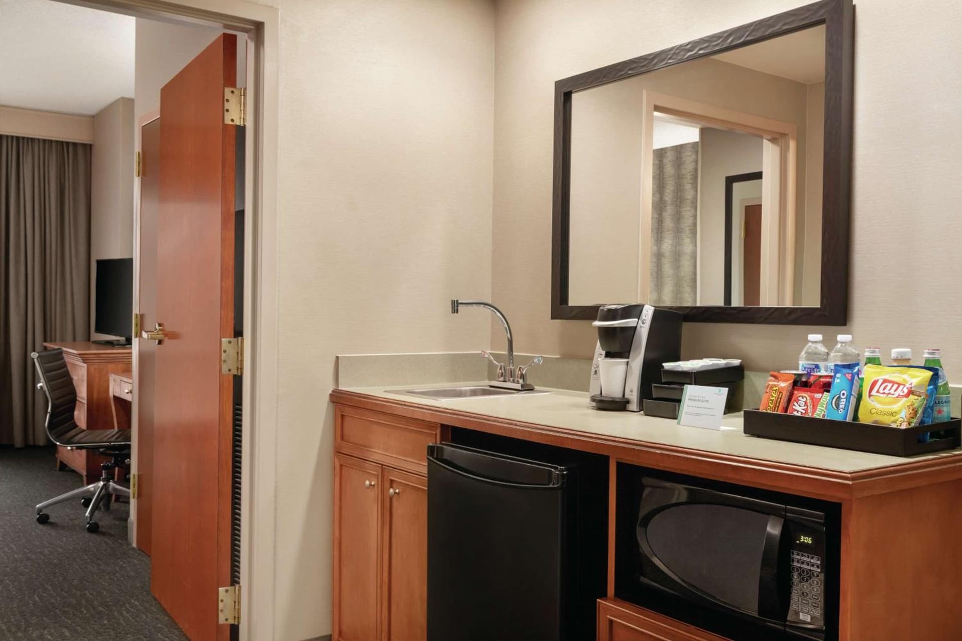Embassy Suites by Hilton Franklin Cool Spring gallery photo in Franklin, TN — image 9