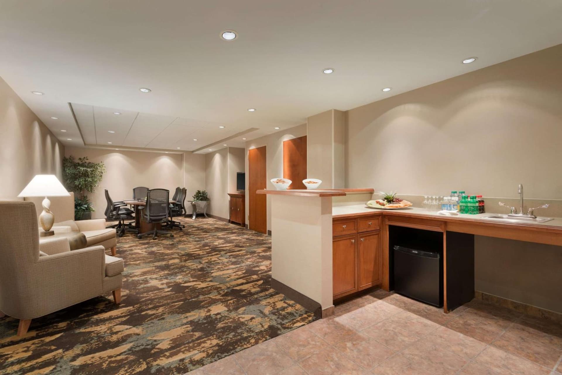 Embassy Suites by Hilton Franklin Cool Spring gallery photo in Franklin, TN — image 39