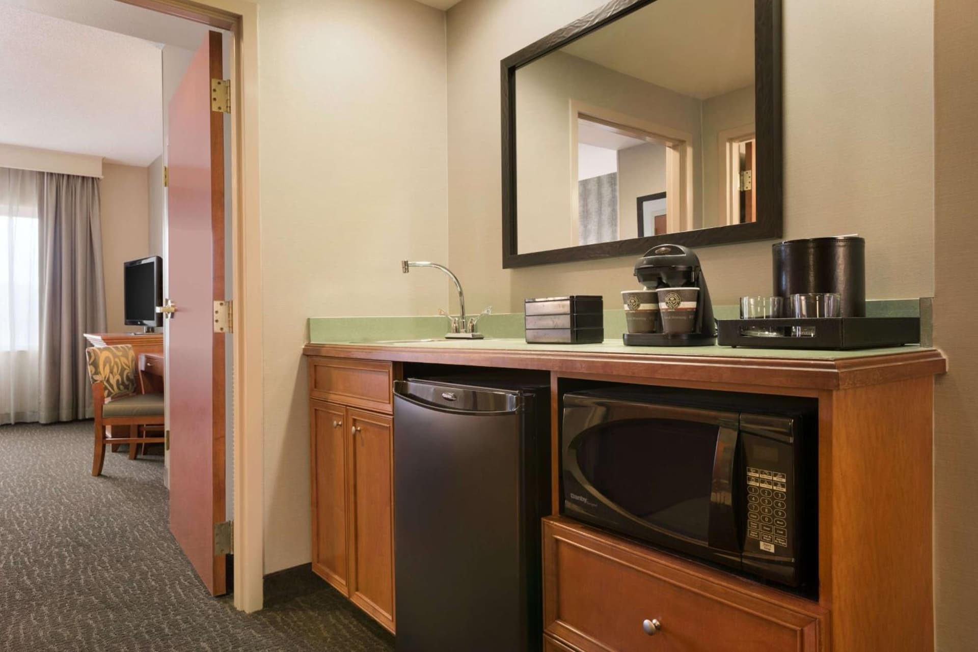 Embassy Suites by Hilton Franklin Cool Spring gallery photo in Franklin, TN — image 45