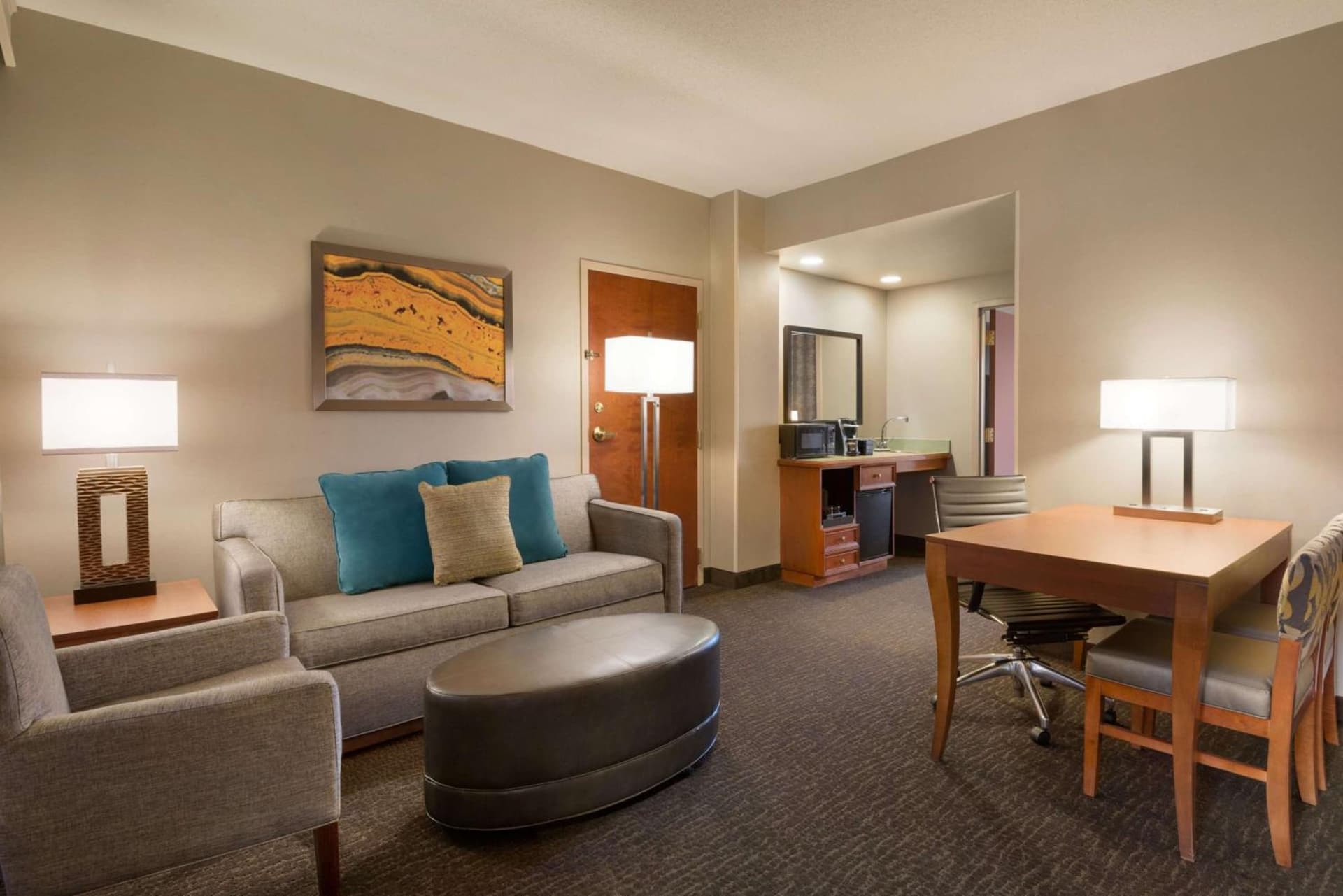 Embassy Suites by Hilton Franklin Cool Spring gallery photo in Franklin, TN — image 8