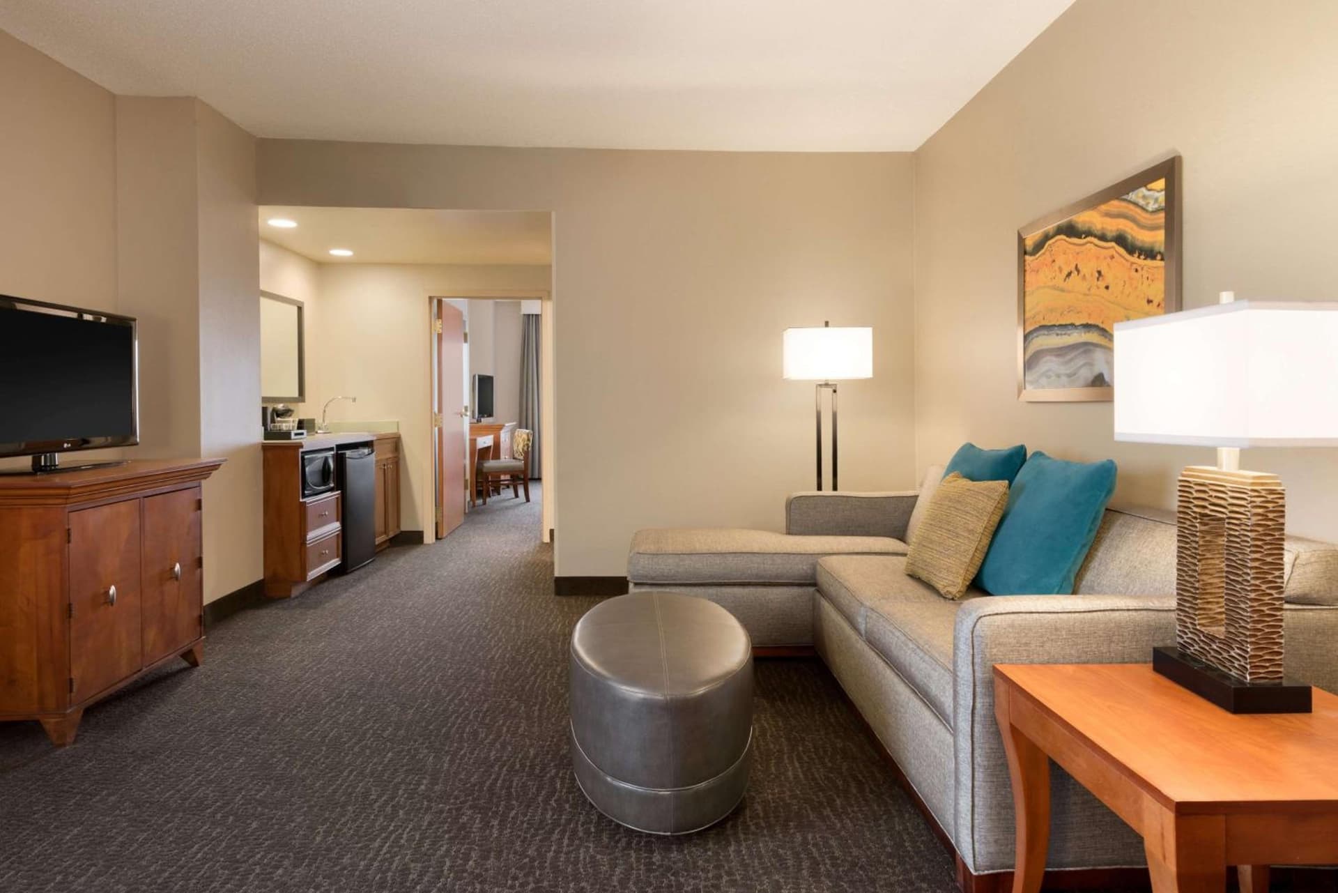 Embassy Suites by Hilton Franklin Cool Spring gallery photo in Franklin, TN — image 21