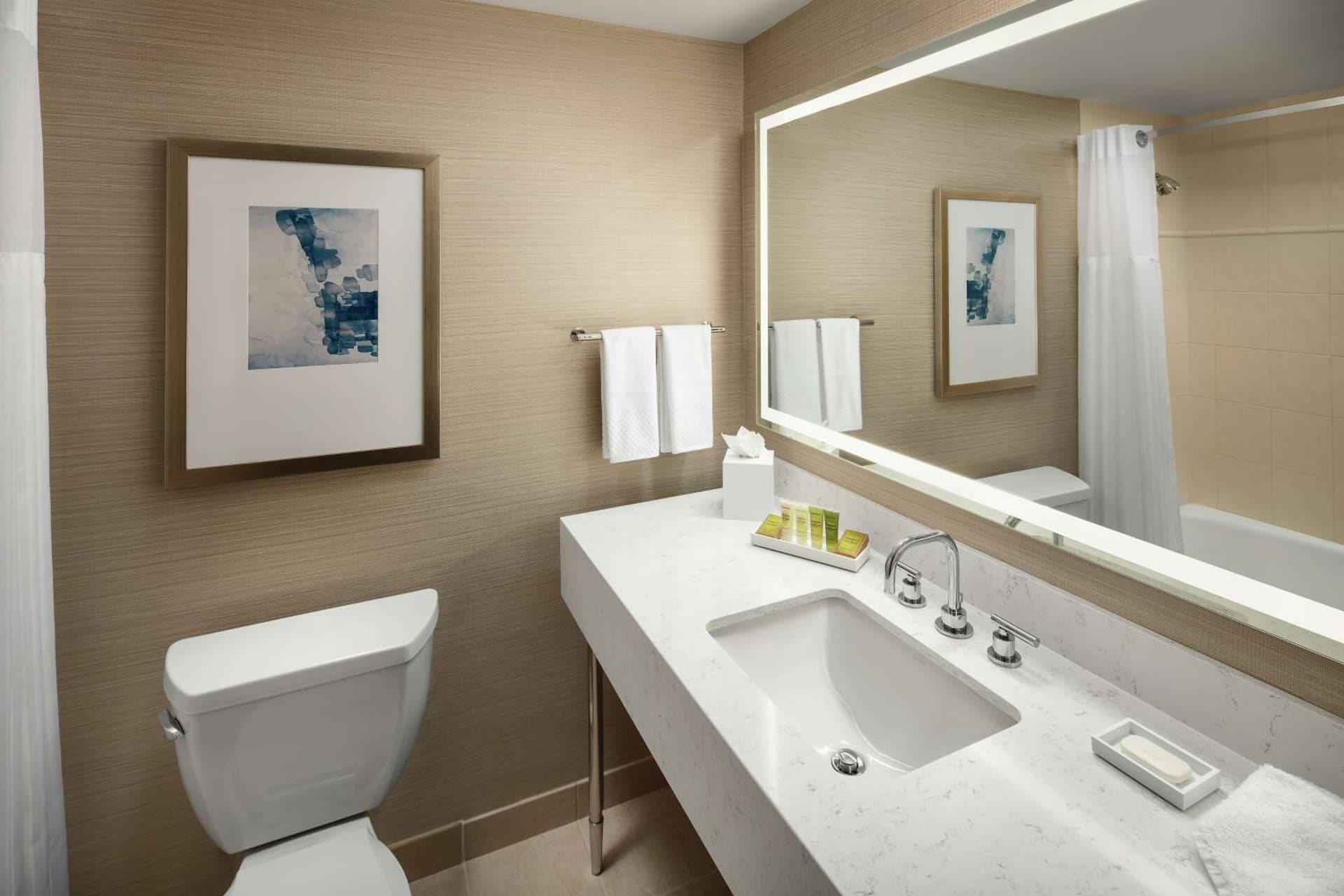 Hilton Boston Logan Airport property views in Boston, MA — gallery photo 3