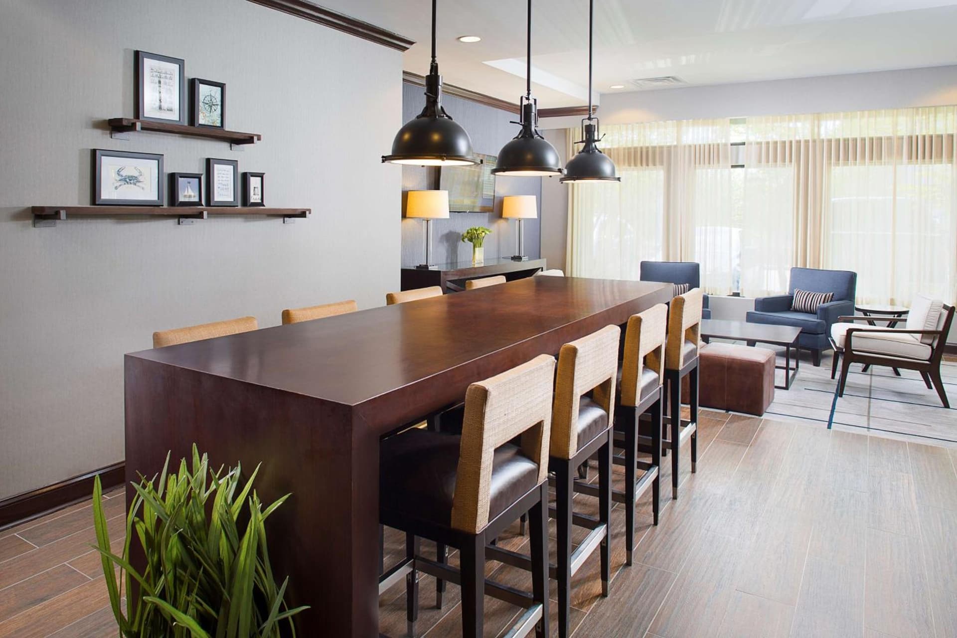 DoubleTree by Hilton Baltimore - BWI Airport property views in Linthicum Heights, MD — gallery photo 3