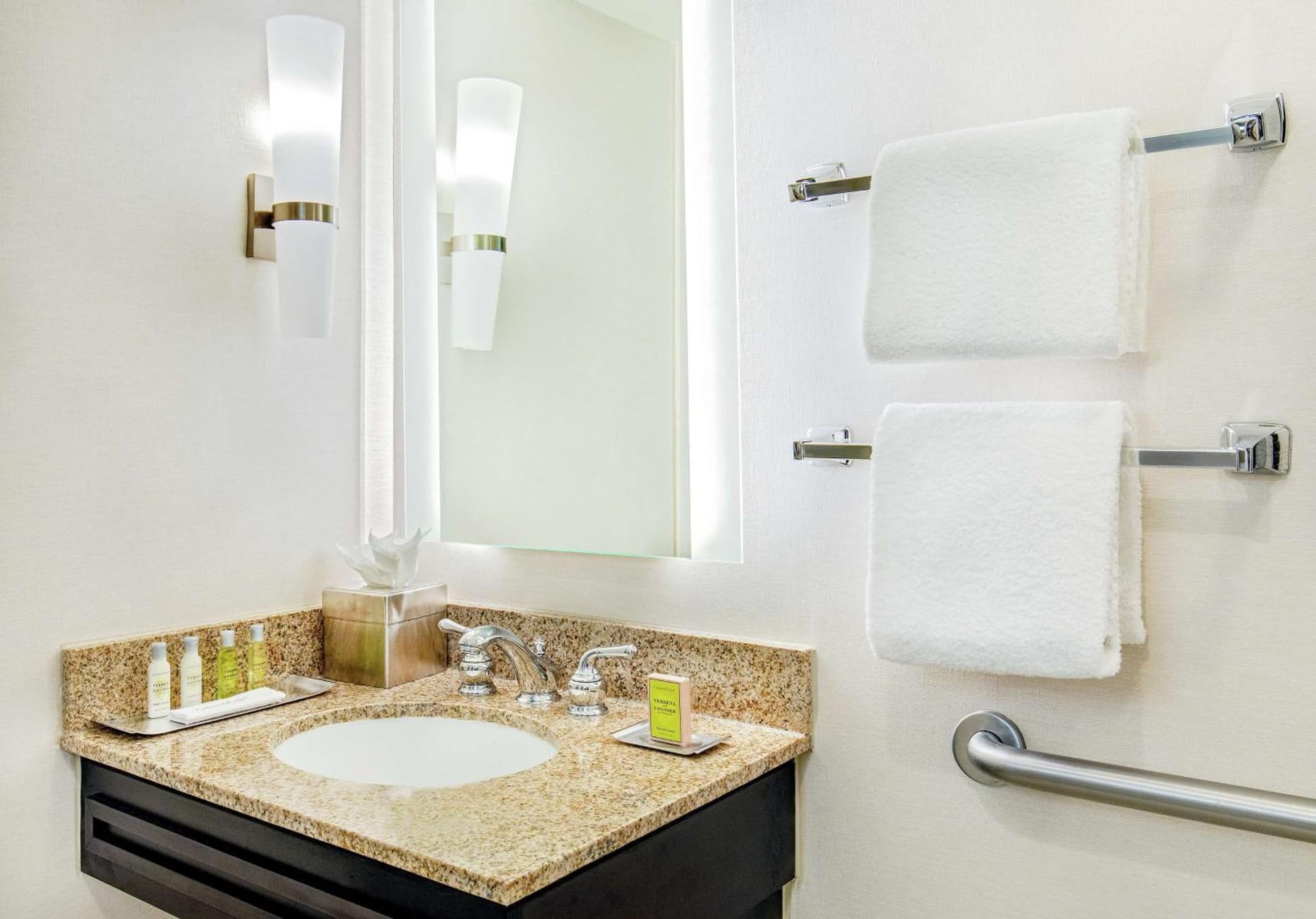 DoubleTree by Hilton Columbia gallery photo in Columbia, MD — image 18