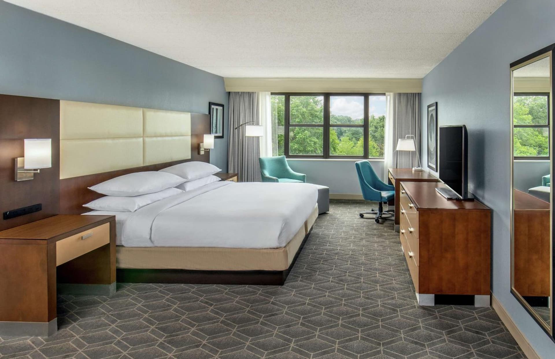 DoubleTree by Hilton Columbia gallery photo in Columbia, MD — image 21