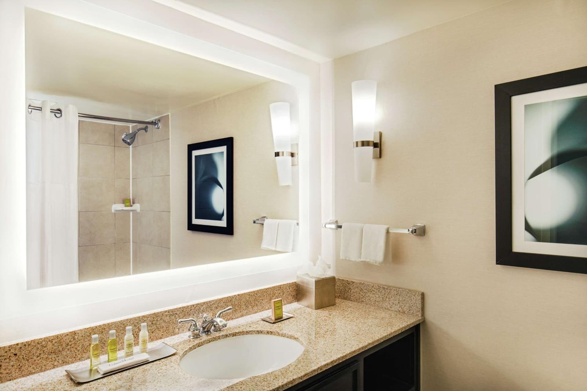 DoubleTree by Hilton Columbia gallery photo in Columbia, MD — image 45