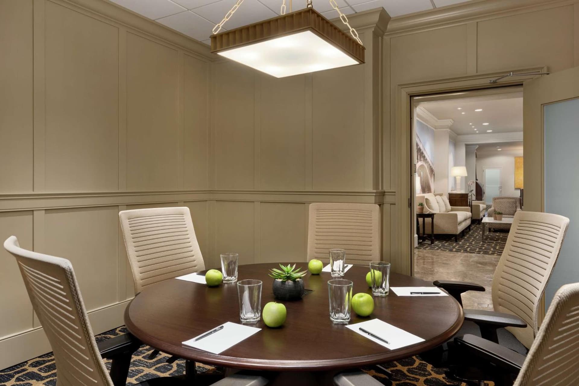 Hilton Columbia Center gallery photo in Columbia, SC — image 49