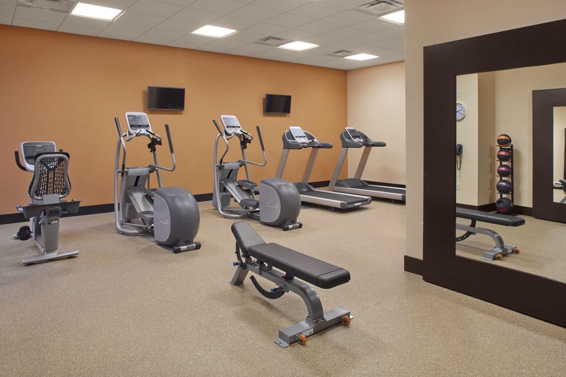 Hilton Garden Inn Akron gallery photo in Akron, OH — image 6