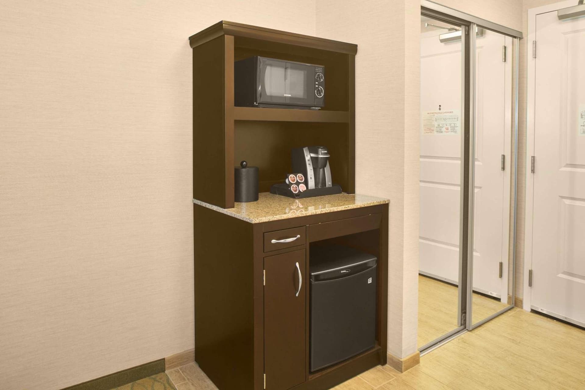 Hilton Garden Inn Akron gallery photo in Akron, OH — image 4