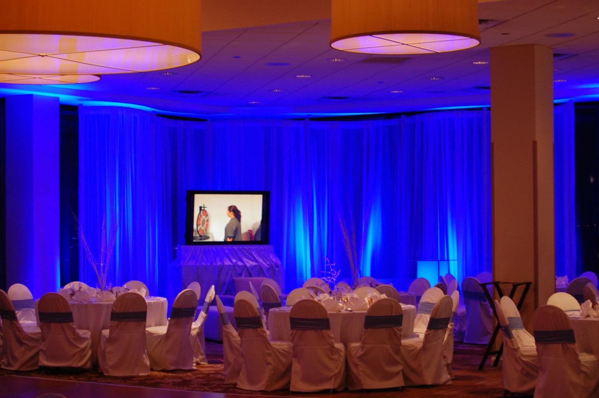 DoubleTree by Hilton Hotel and Conference Center Chicago North Shore featured exterior or lobby in Skokie, IL — similar hotel