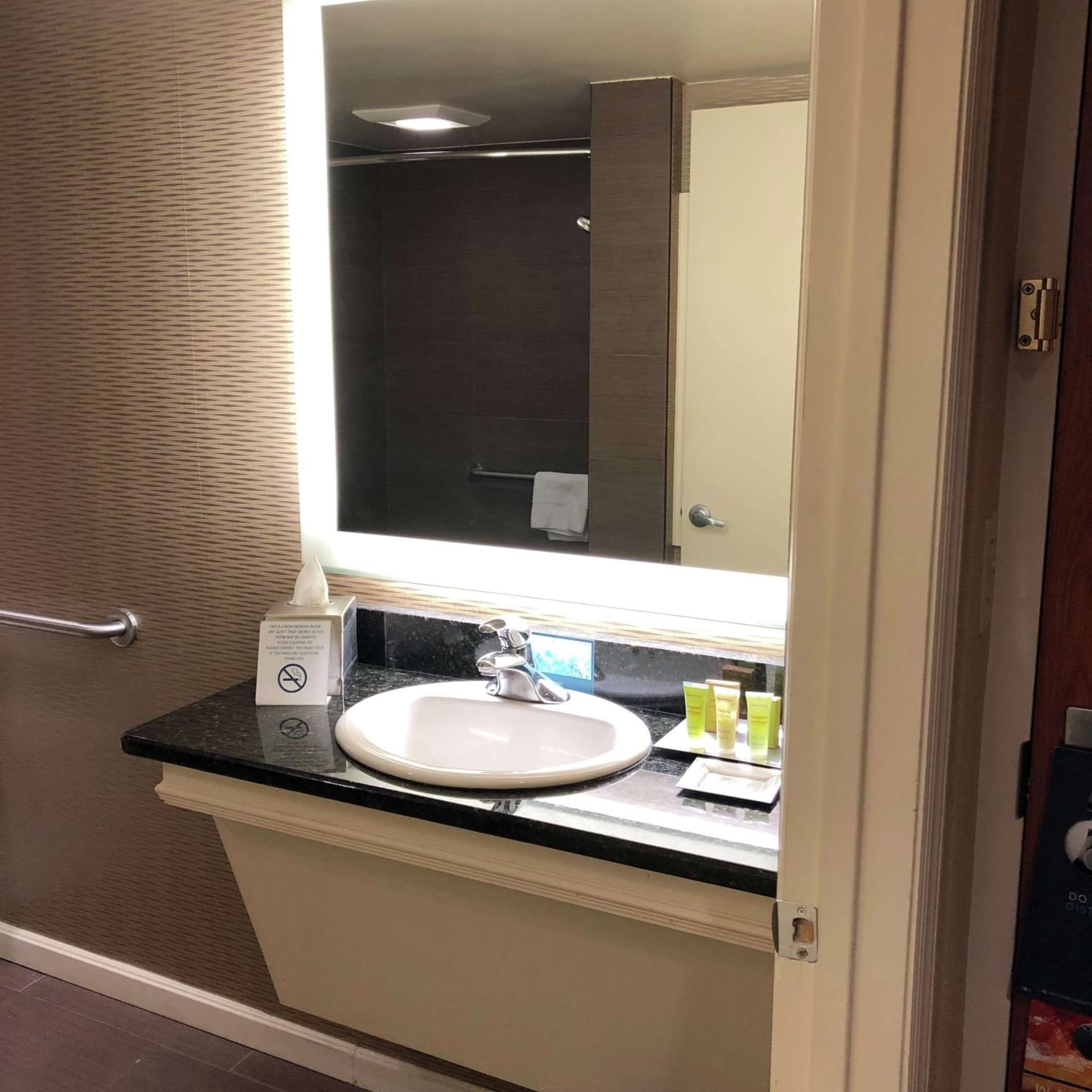 DoubleTree by Hilton Akron Fairlawn gallery photo in Fairlawn, OH — image 57