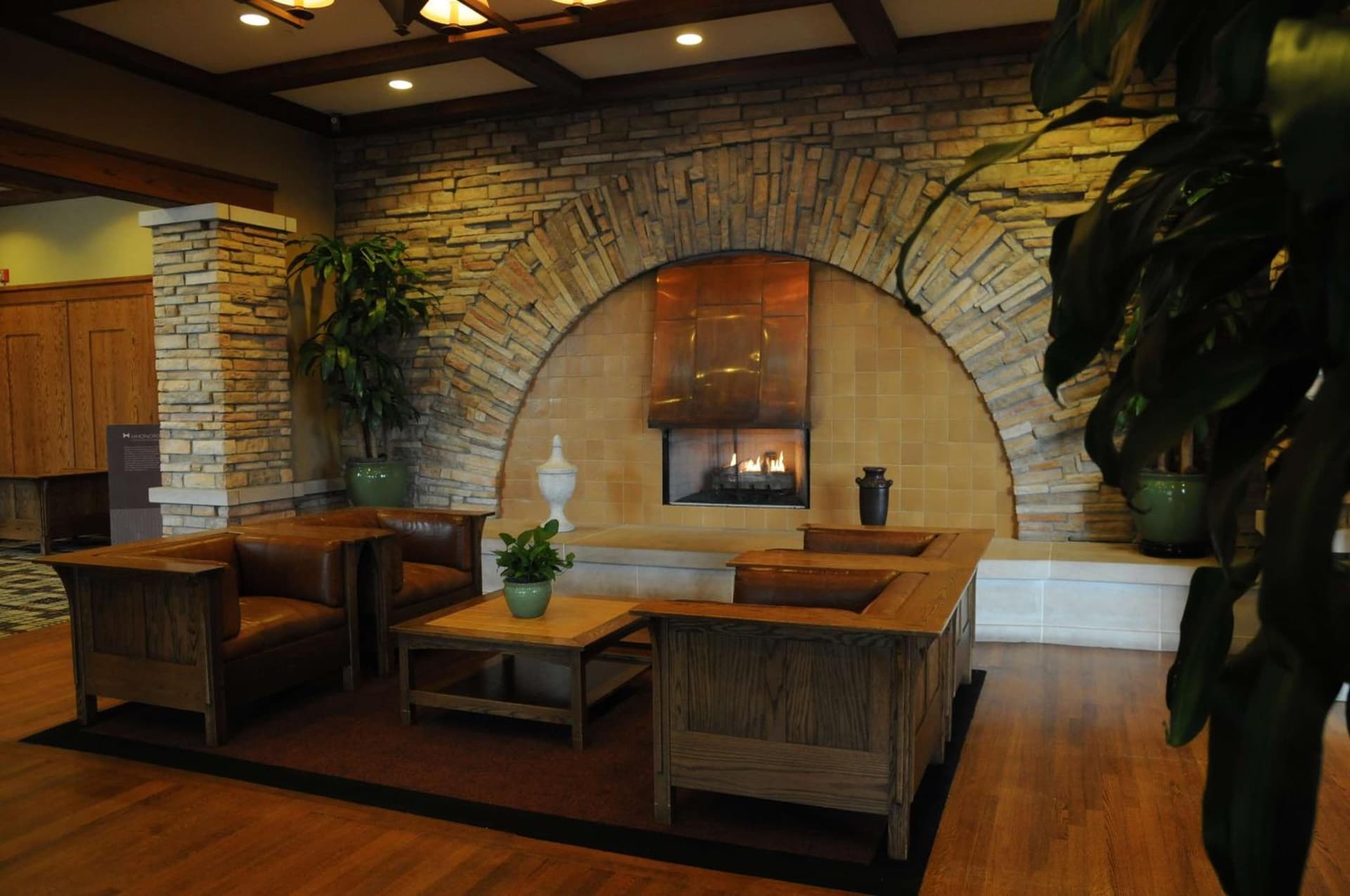 DoubleTree by Hilton Libertyville-Mundelein property views in Mundelein, IL — gallery photo 3