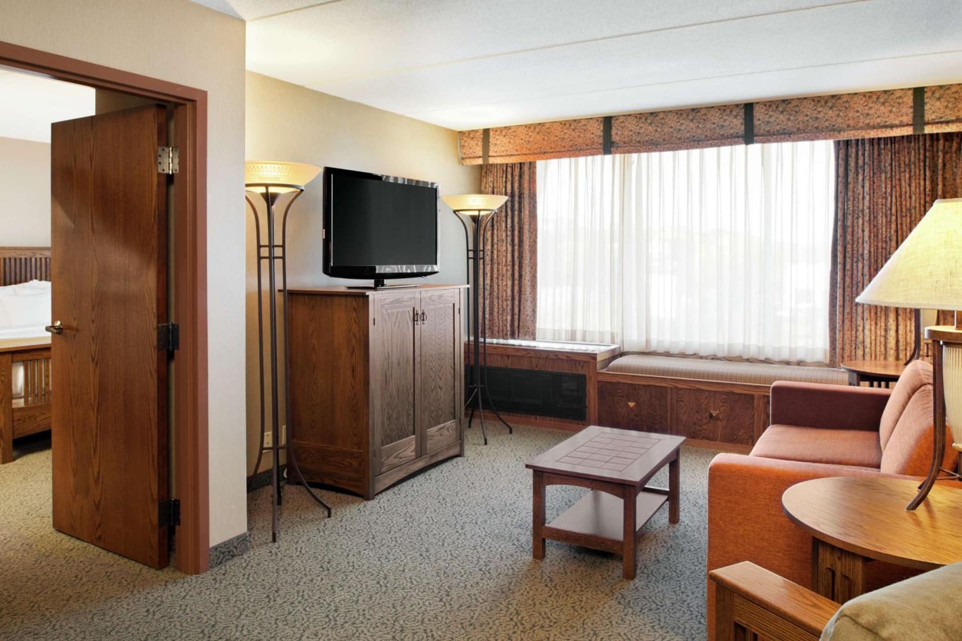 DoubleTree by Hilton Libertyville-Mundelein gallery photo in Mundelein, IL — image 13