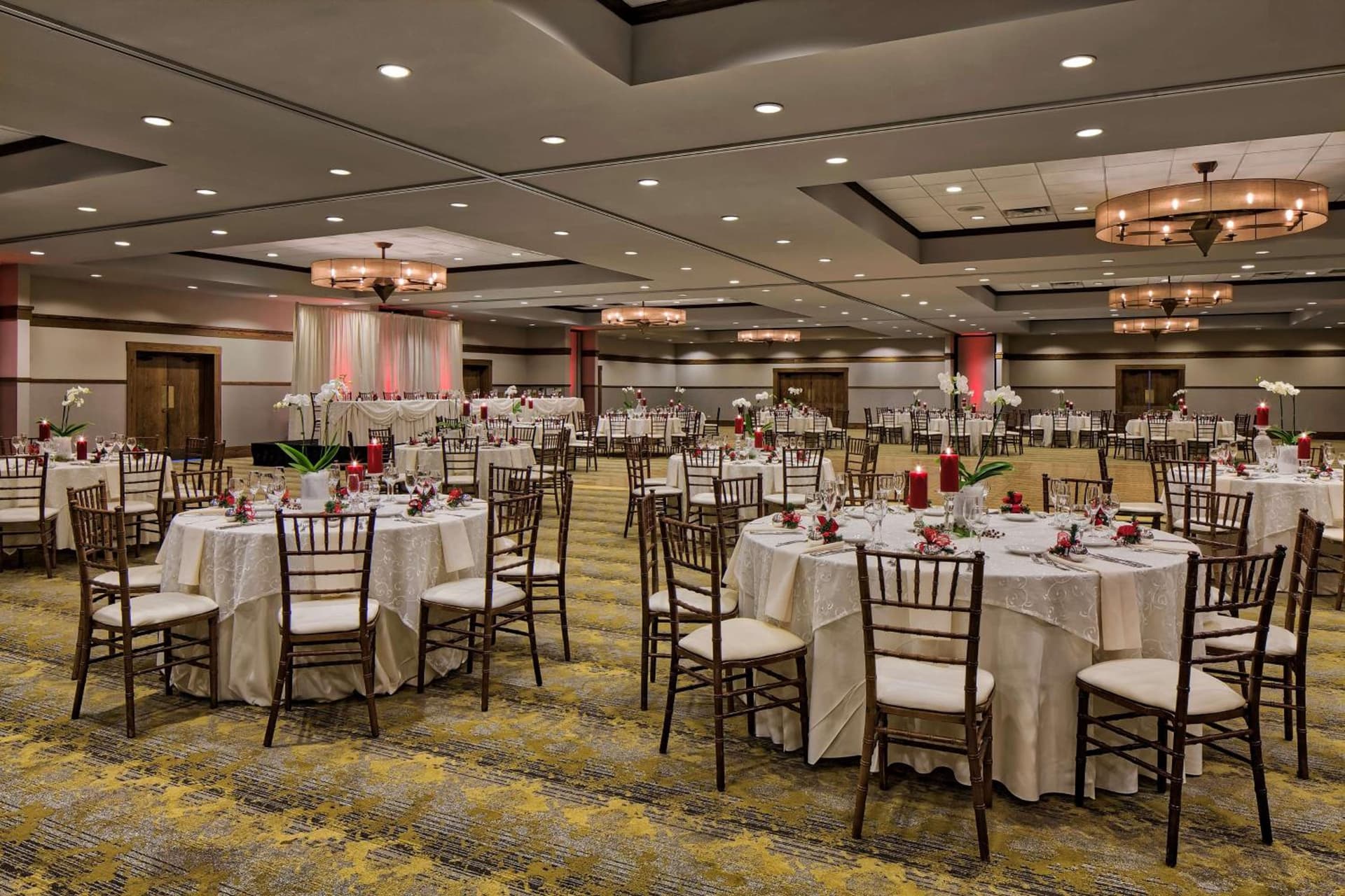 DoubleTree by Hilton Libertyville-Mundelein gallery photo in Mundelein, IL — image 11