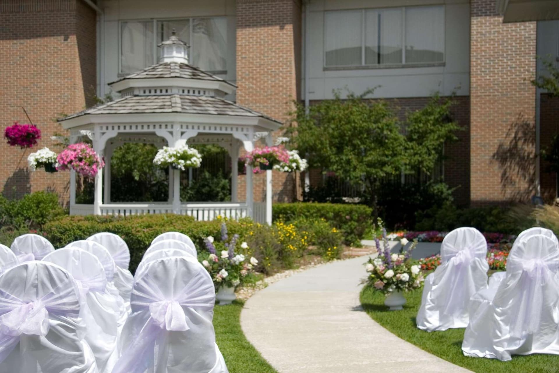 Hilton Garden Inn Saint Charles gallery photo in Saint Charles, IL — image 11