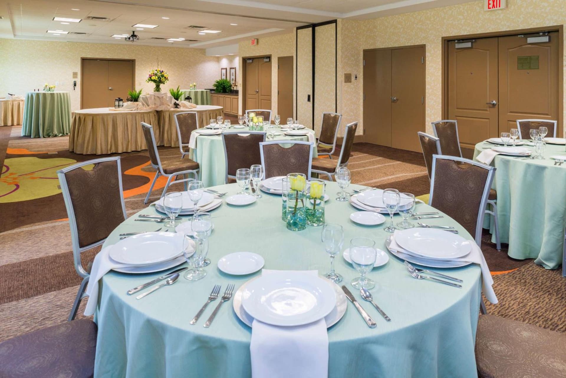Hilton Garden Inn Charlottesville gallery photo in Charlottesville, VA — image 8