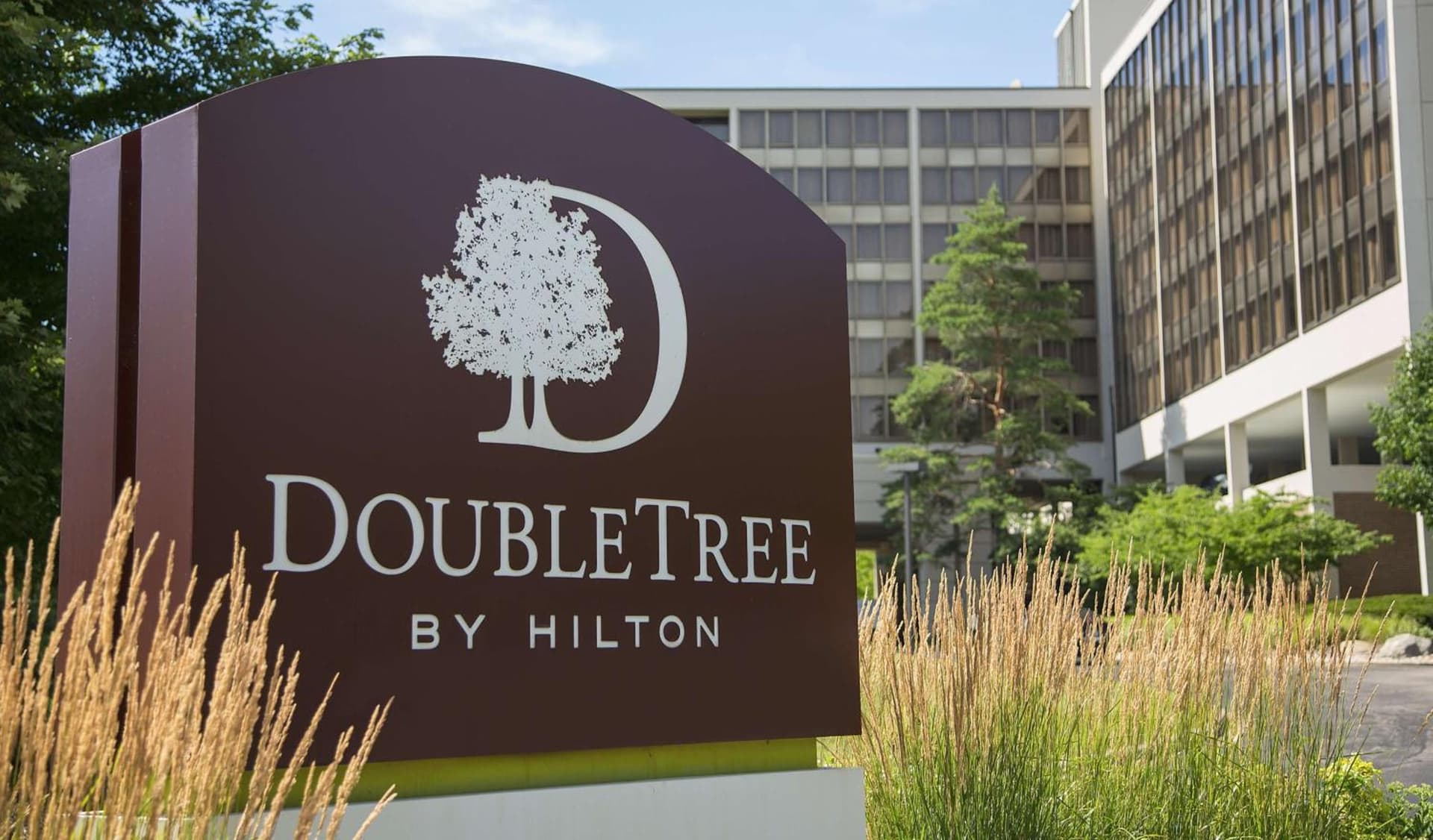 DoubleTree by Hilton Chicago - Oak Brook interior in Oak Brook, IL — gallery photo 2