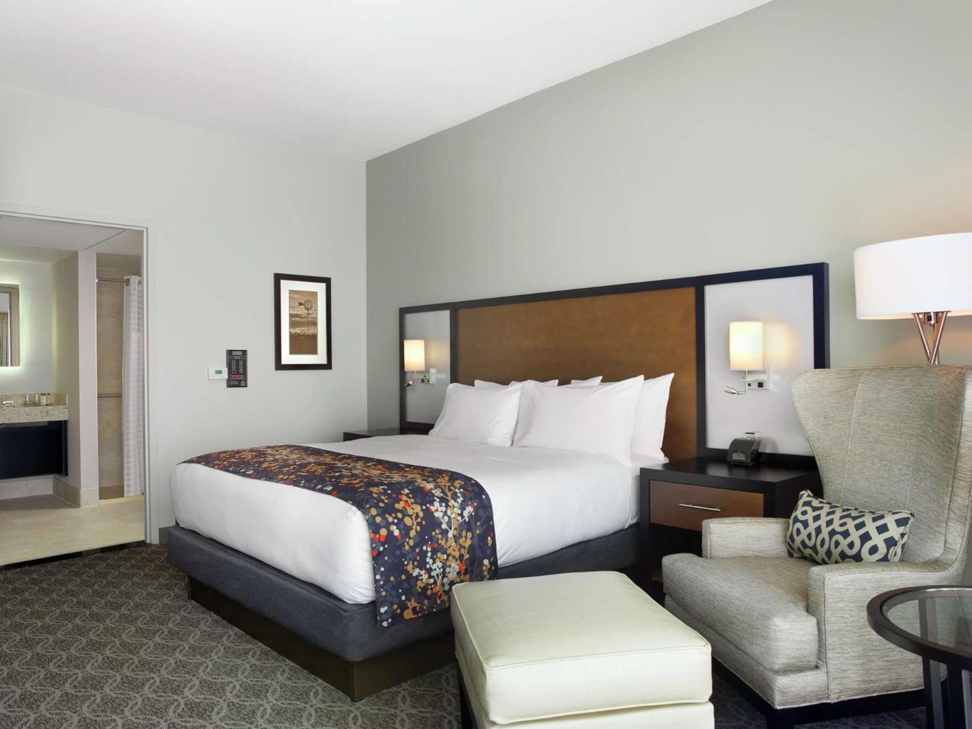 DoubleTree by Hilton Hotel Cedar Rapids Convention Complex gallery photo in Cedar Rapids, IA — image 12