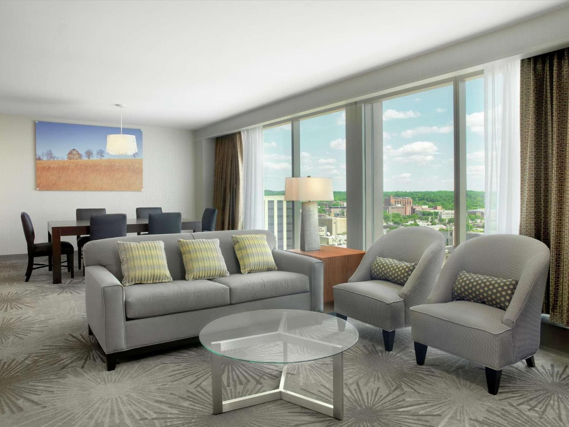 DoubleTree by Hilton Hotel Cedar Rapids Convention Complex gallery photo in Cedar Rapids, IA — image 6
