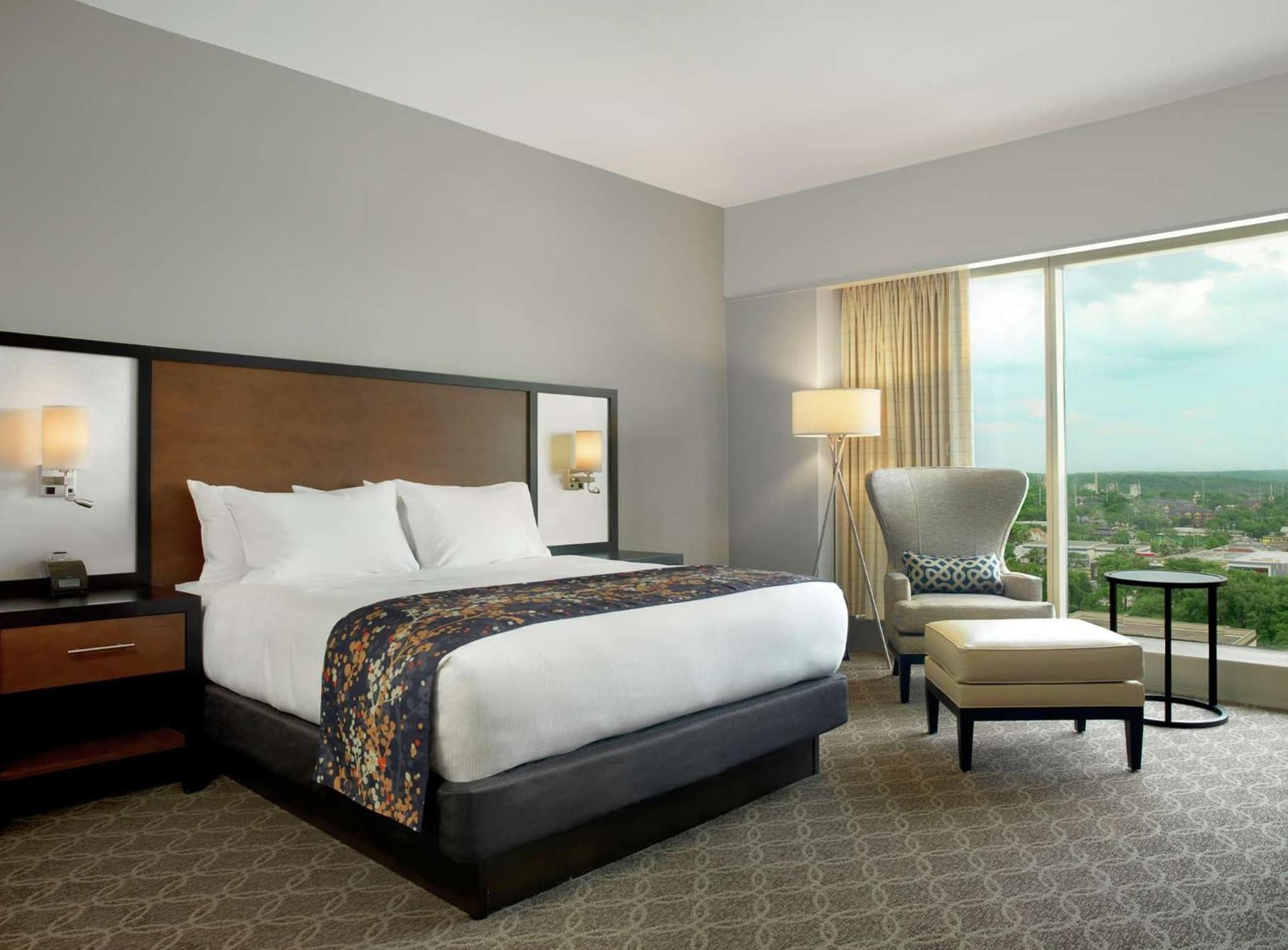 DoubleTree by Hilton Hotel Cedar Rapids Convention Complex gallery photo in Cedar Rapids, IA — image 14
