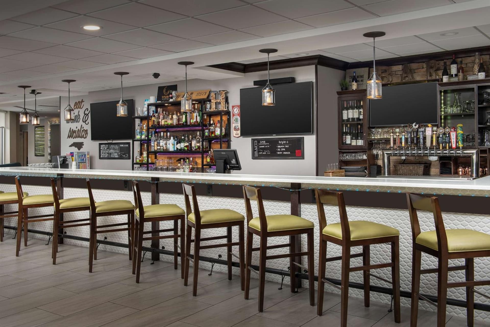 Hilton Garden Inn Charlotte/Mooresville gallery photo in Mooresville, NC — image 17