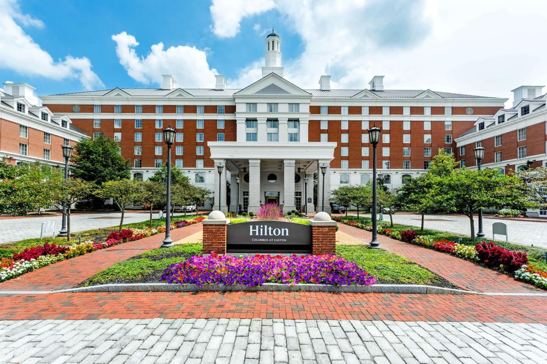 Hilton Columbus at Easton featured exterior or lobby in Columbus, OH — similar hotel