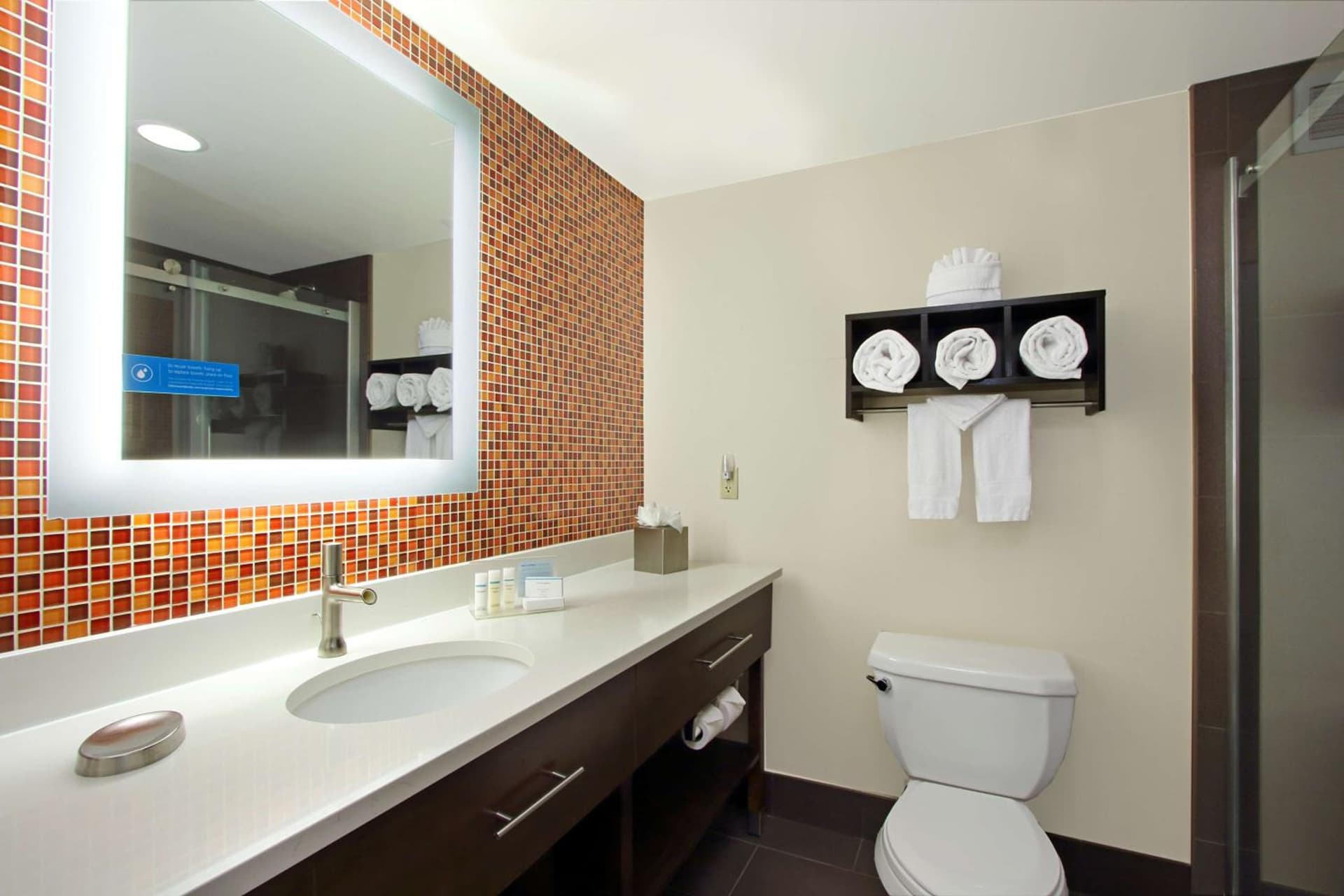 Hampton Inn & Suites Columbus-Downtown, Ohio gallery photo in Columbus, OH — image 4