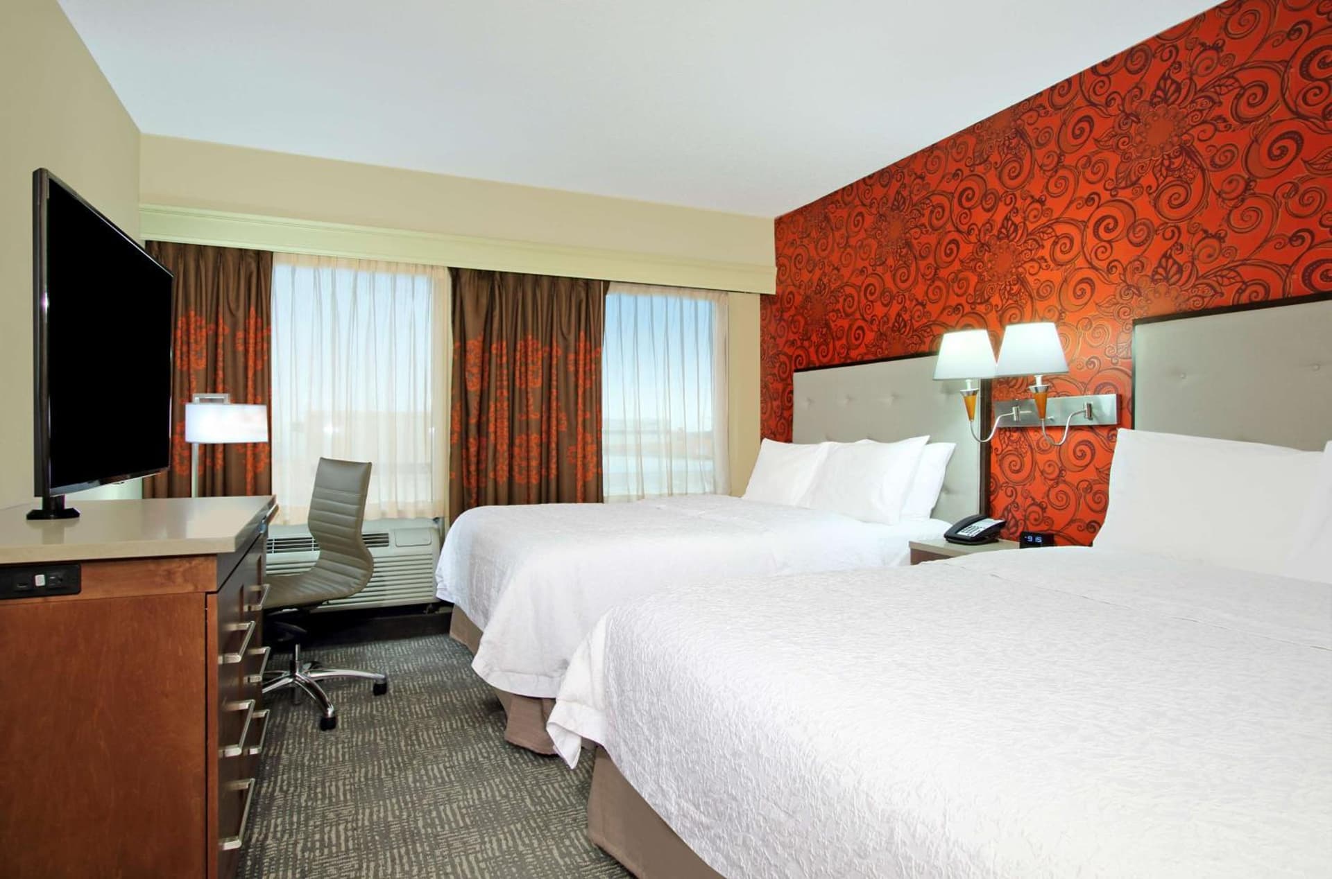 Hampton Inn & Suites Columbus-Downtown, Ohio property views in Columbus, OH — gallery photo 3