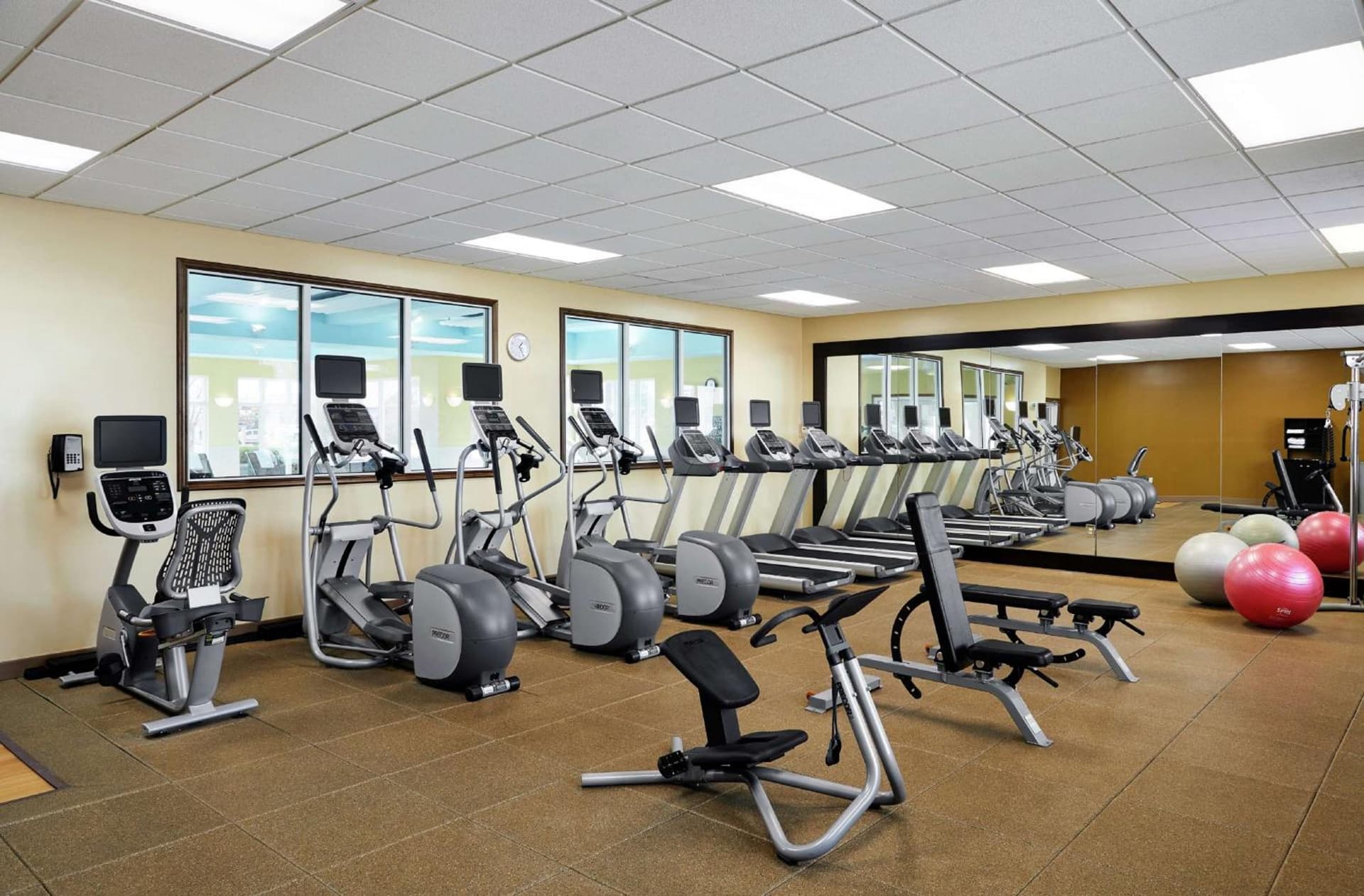 Hilton Garden Inn Champaign/ Urbana gallery photo in Champaign, IL — image 23