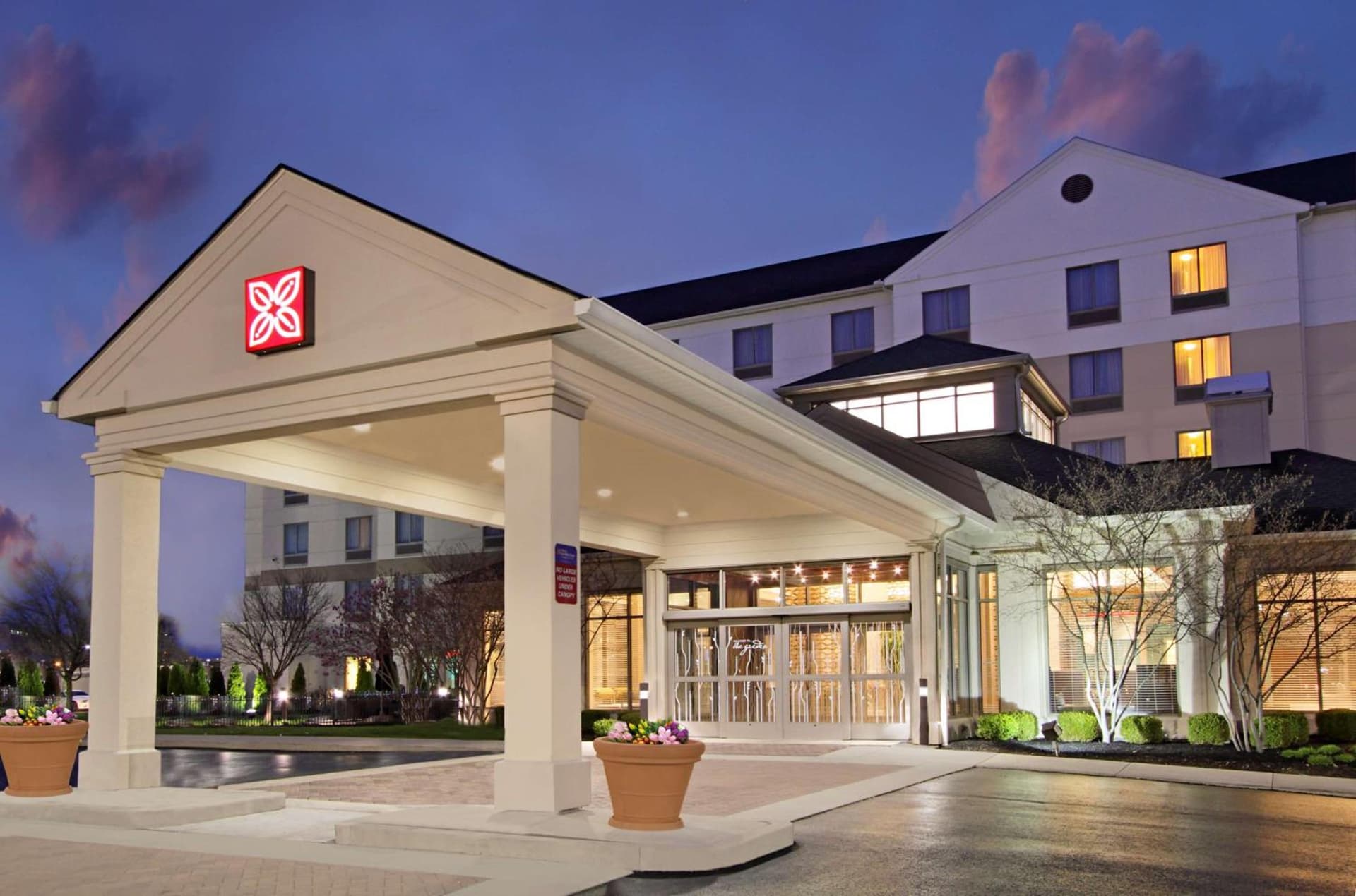 Hilton Garden Inn Columbus-University Area featured exterior or lobby in Columbus, OH — similar hotel