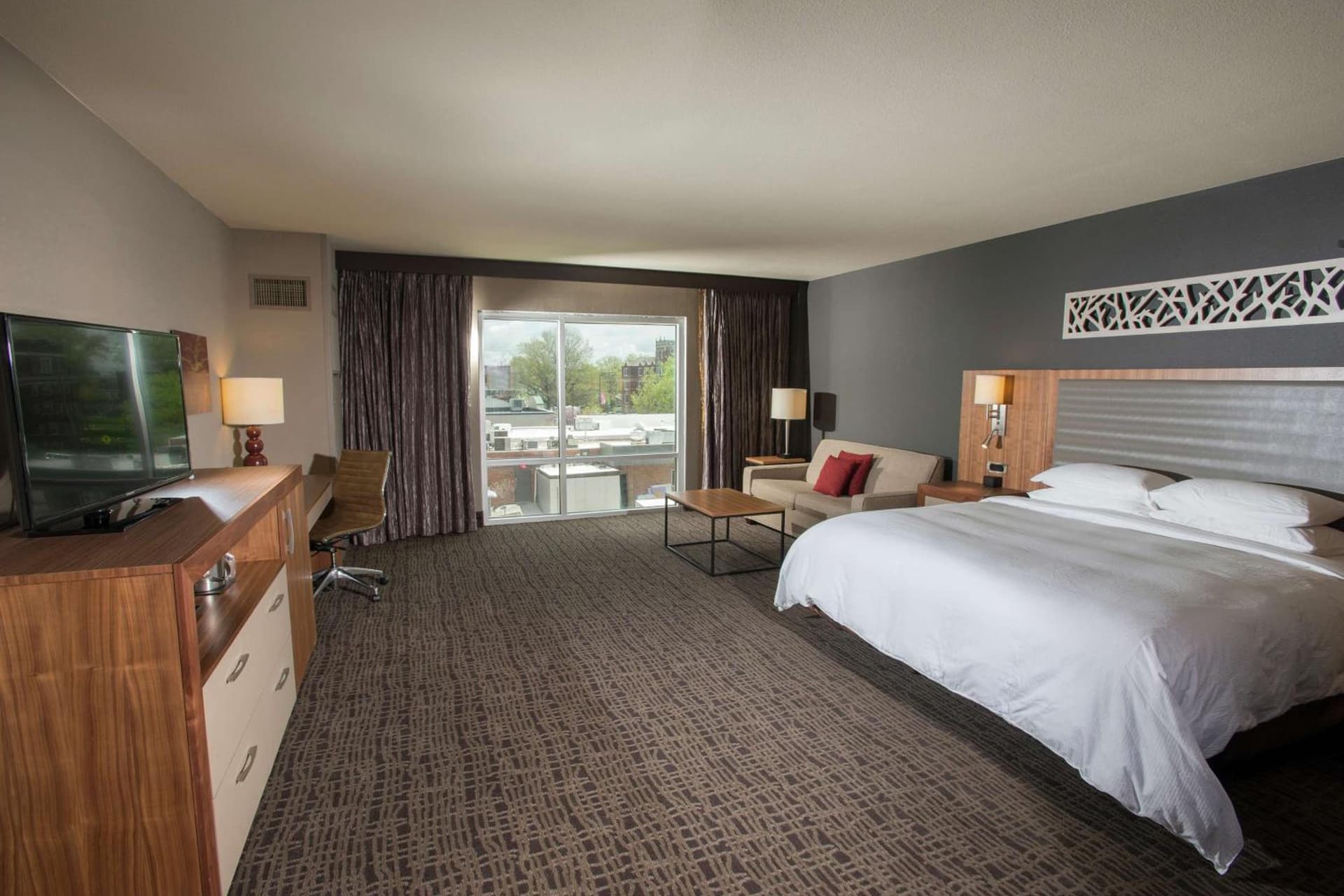The Broadway Columbia - a DoubleTree by Hilton Hotel gallery photo in Columbia, MO — image 29