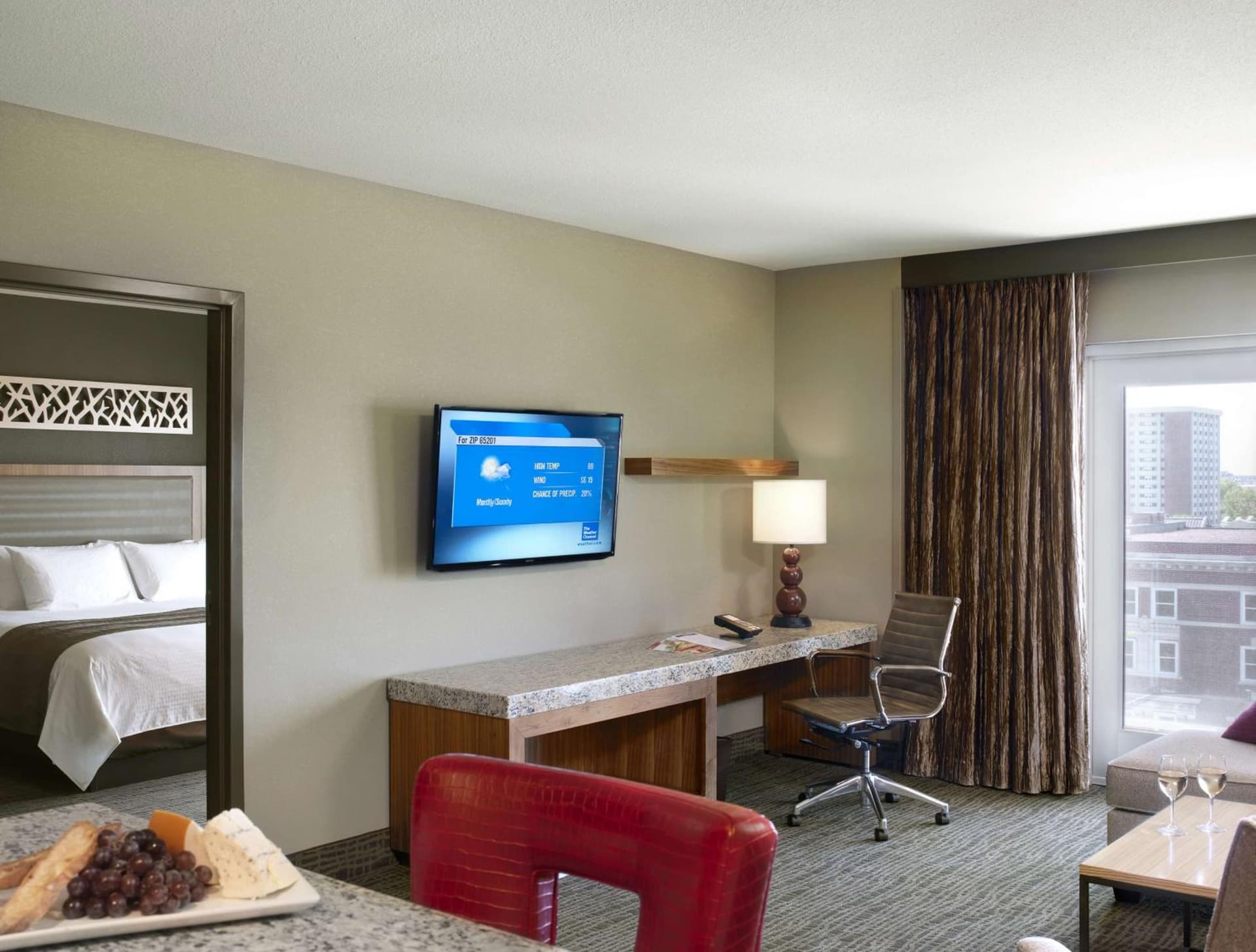 The Broadway Columbia - a DoubleTree by Hilton Hotel gallery photo in Columbia, MO — image 7