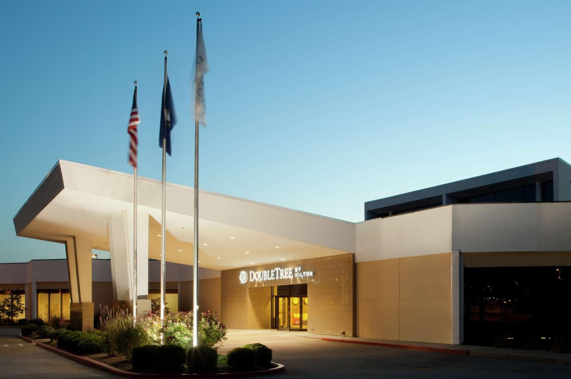 DoubleTree by Hilton Cincinnati Airport — hotel in Hebron, Kentucky