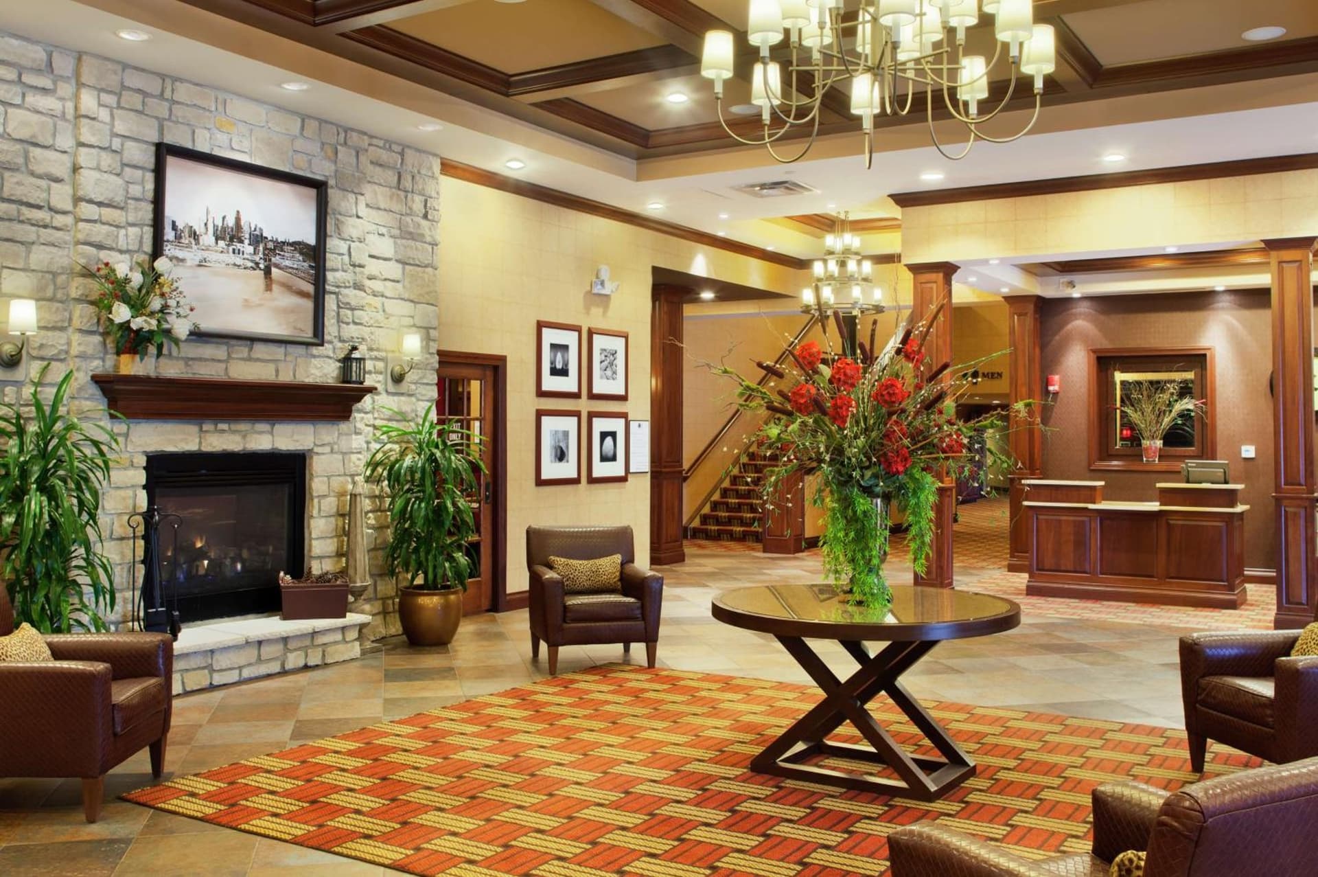 DoubleTree by Hilton Cincinnati Airport property views in Hebron, KY — gallery photo 3