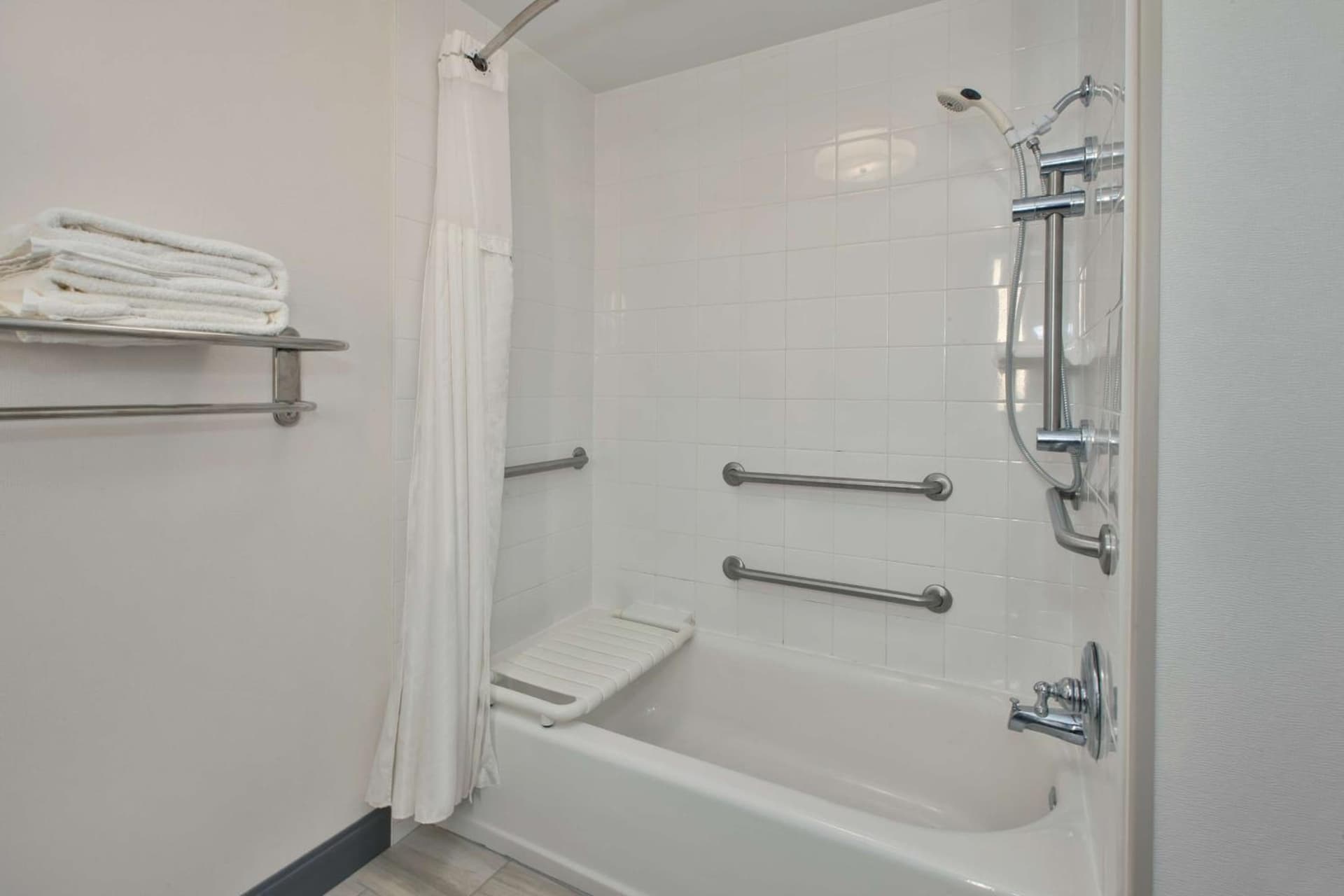 Hilton Garden Inn Dayton/ Beavercreek gallery photo in Beavercreek, OH — image 10