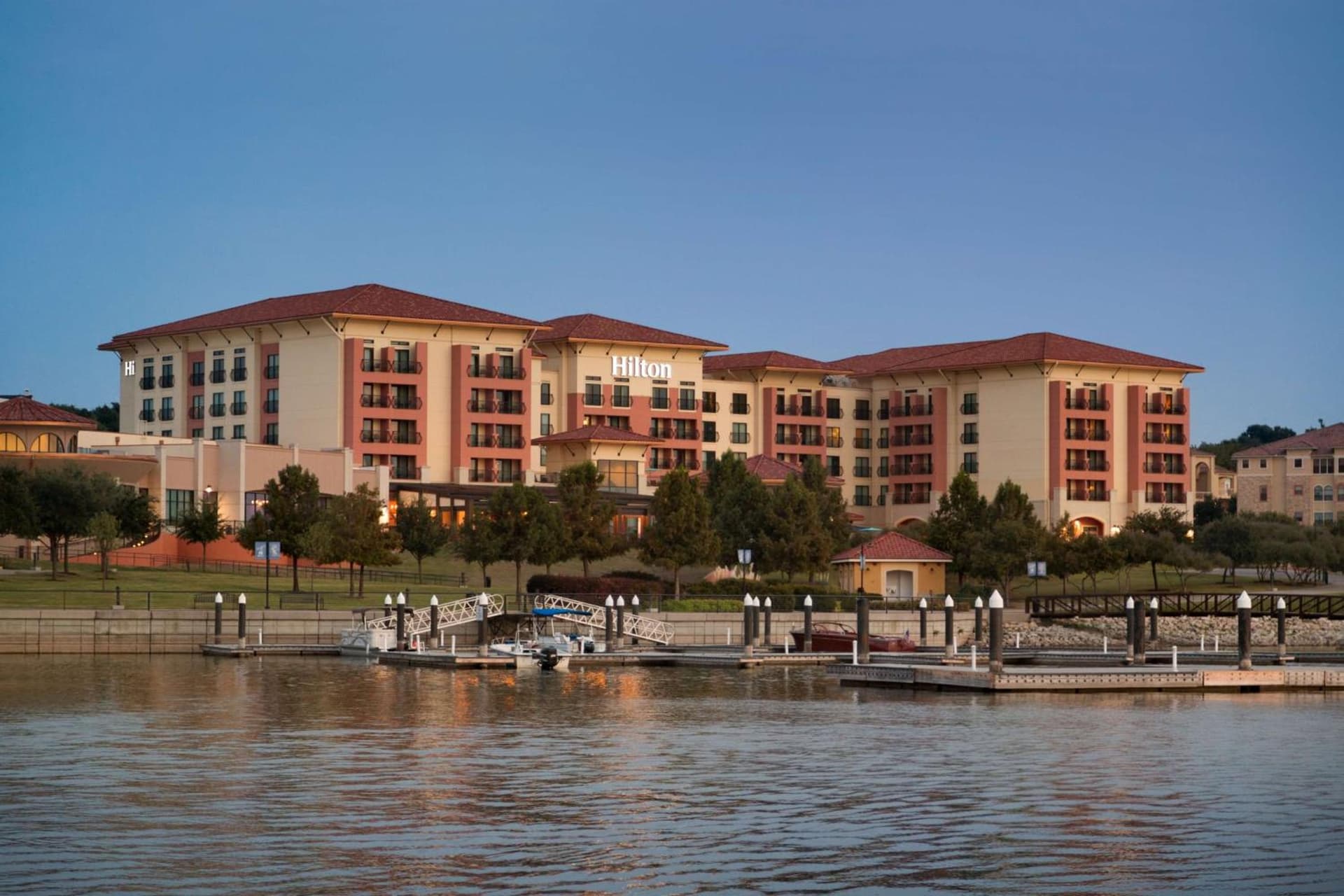 Hilton Dallas/Rockwall Lakefront Hotel gallery photo in Rockwall, TX — image 53