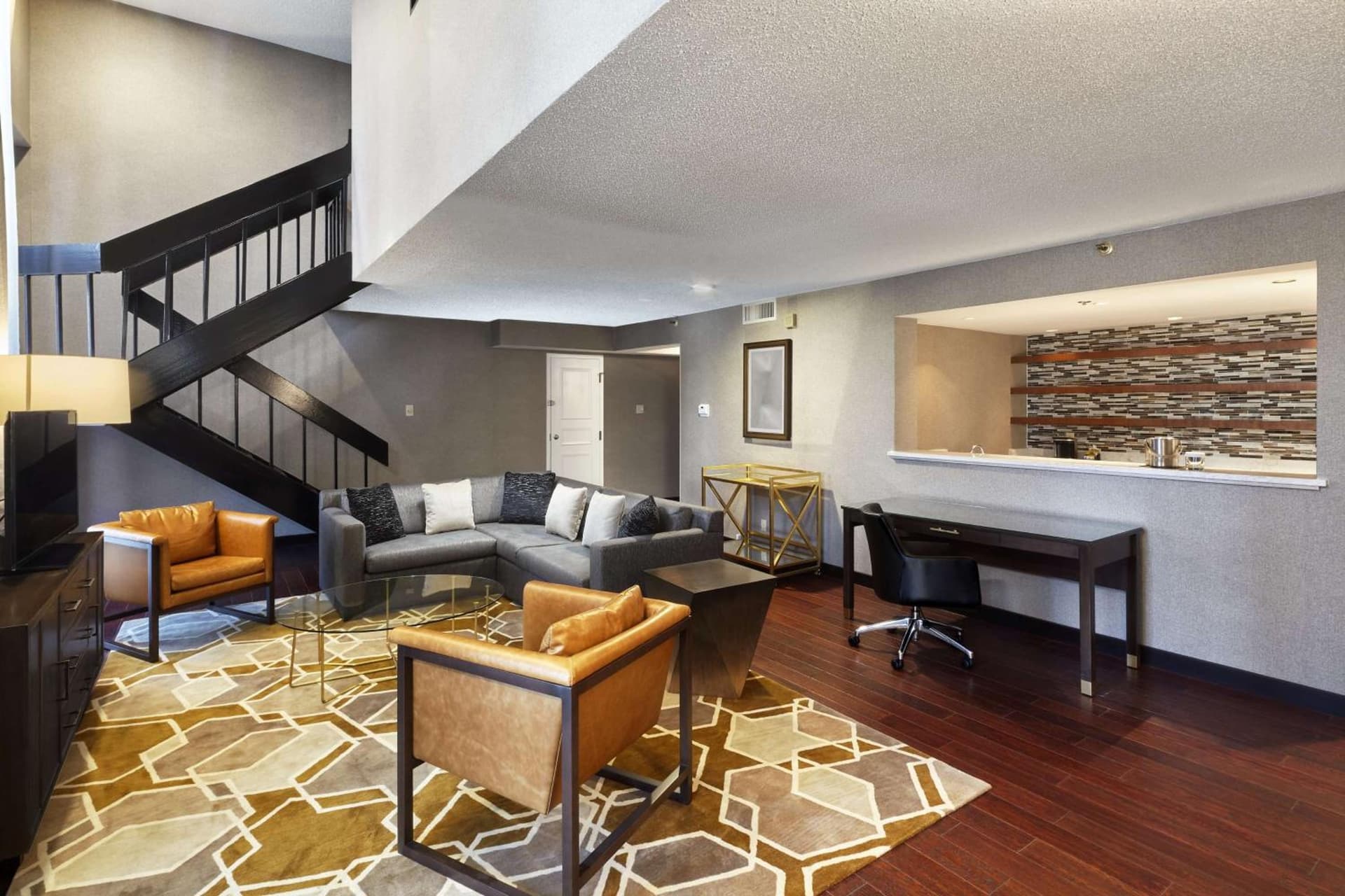 DoubleTree by Hilton Dallas Near the Galleria gallery photo in Dallas, TX — image 16