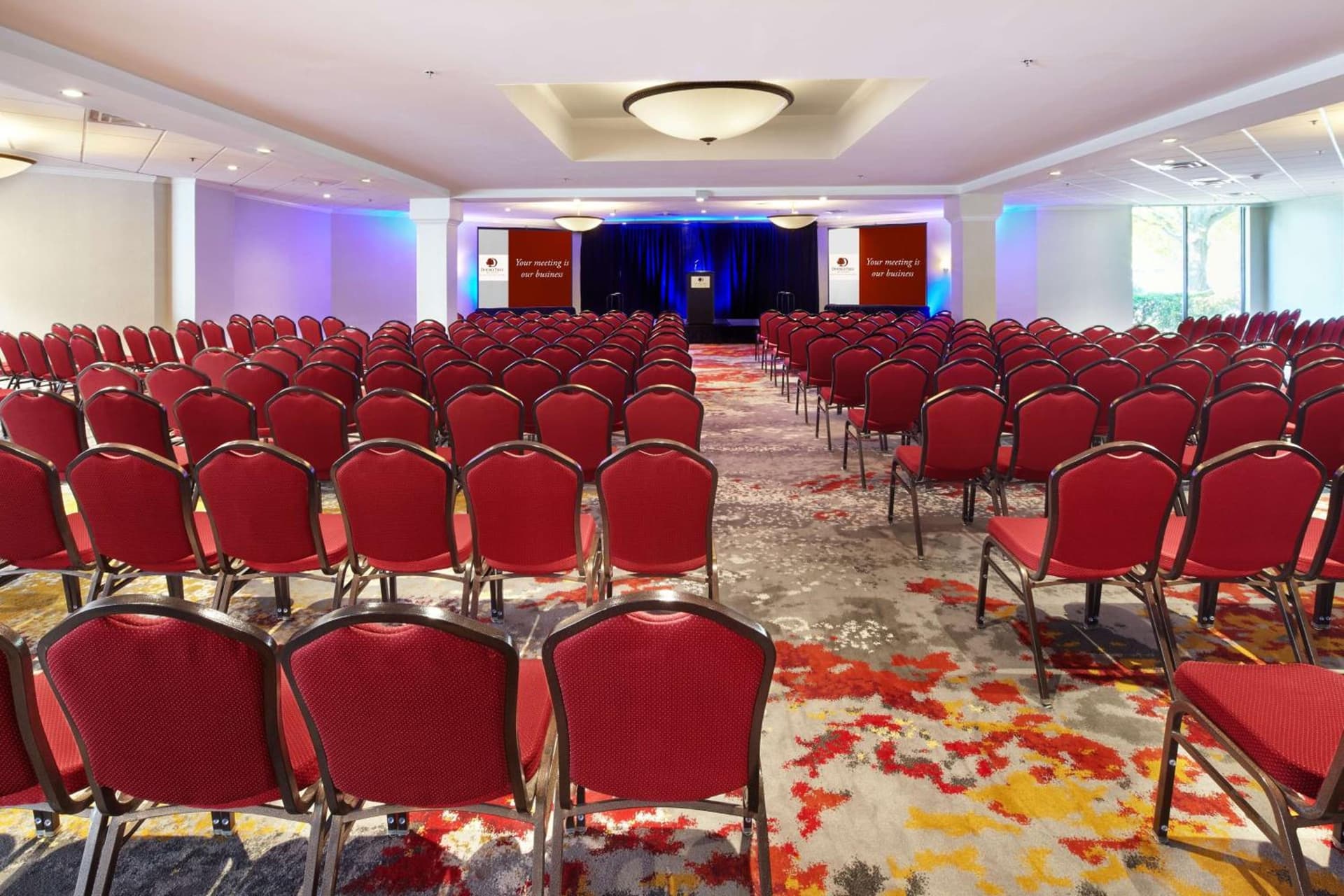 DoubleTree by Hilton Dallas Near the Galleria gallery photo in Dallas, TX — image 15