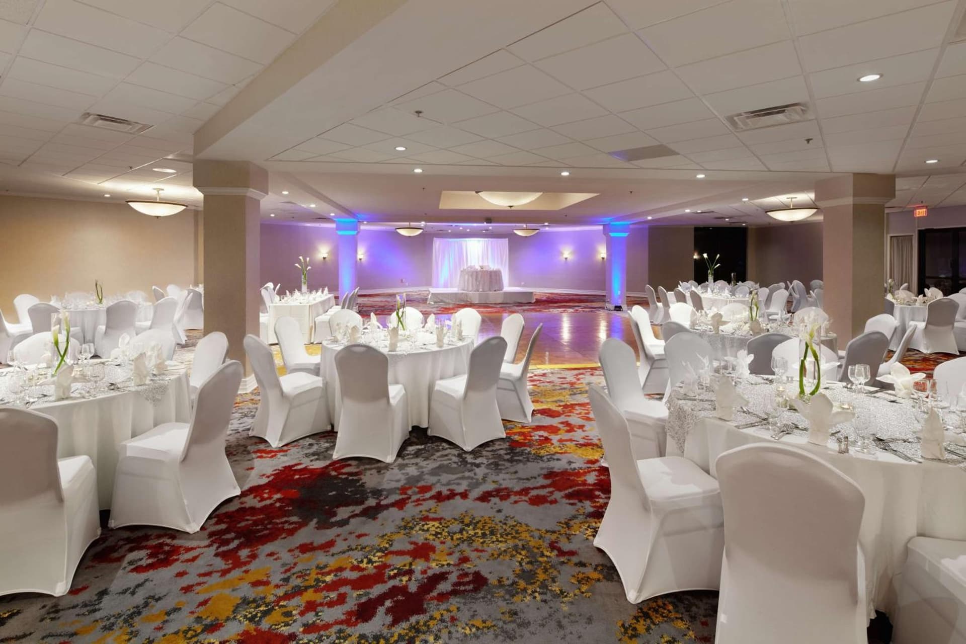 DoubleTree by Hilton Dallas Near the Galleria gallery photo in Dallas, TX — image 40