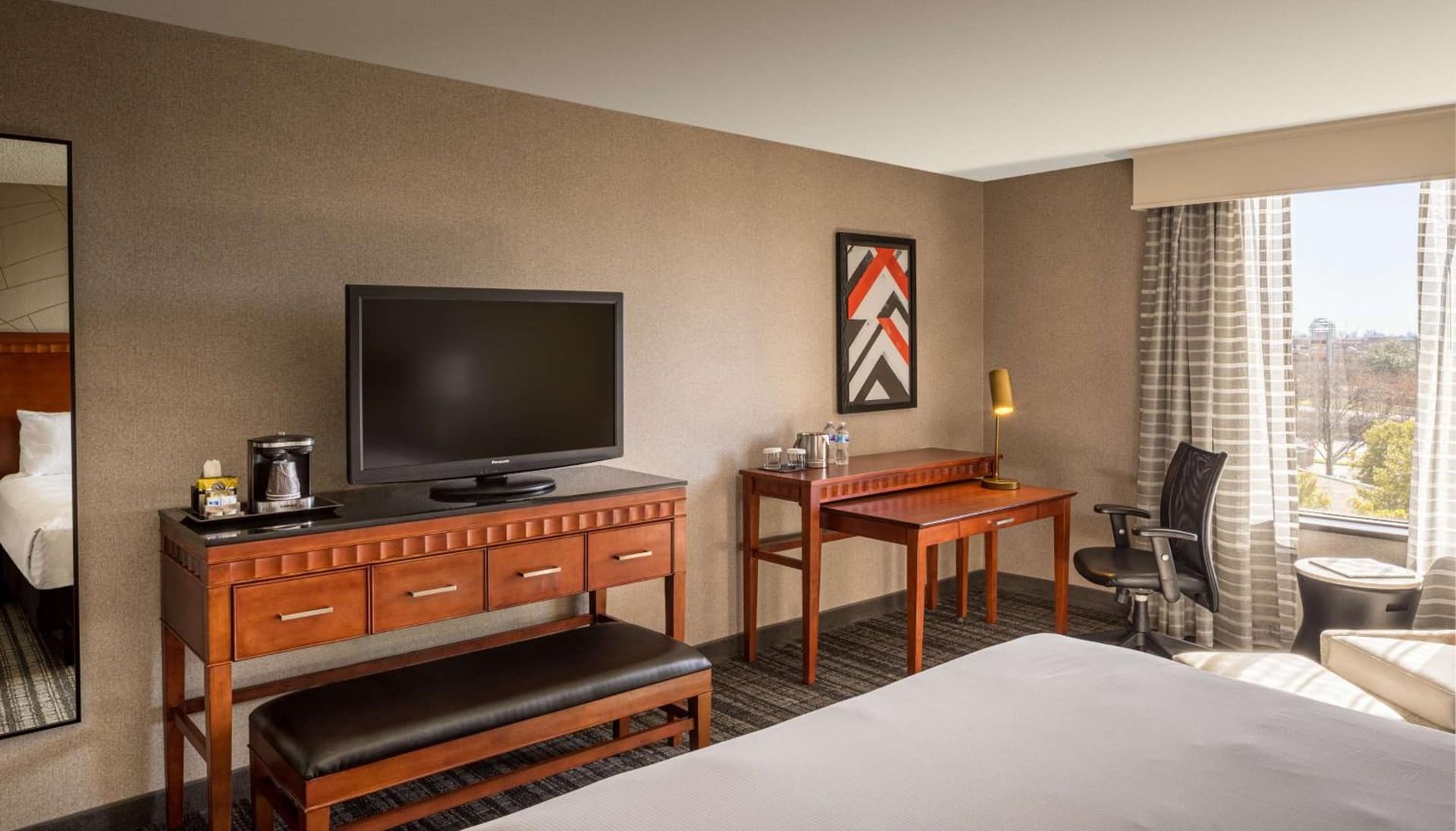 DoubleTree by Hilton Dallas Near the Galleria gallery photo in Dallas, TX — image 41