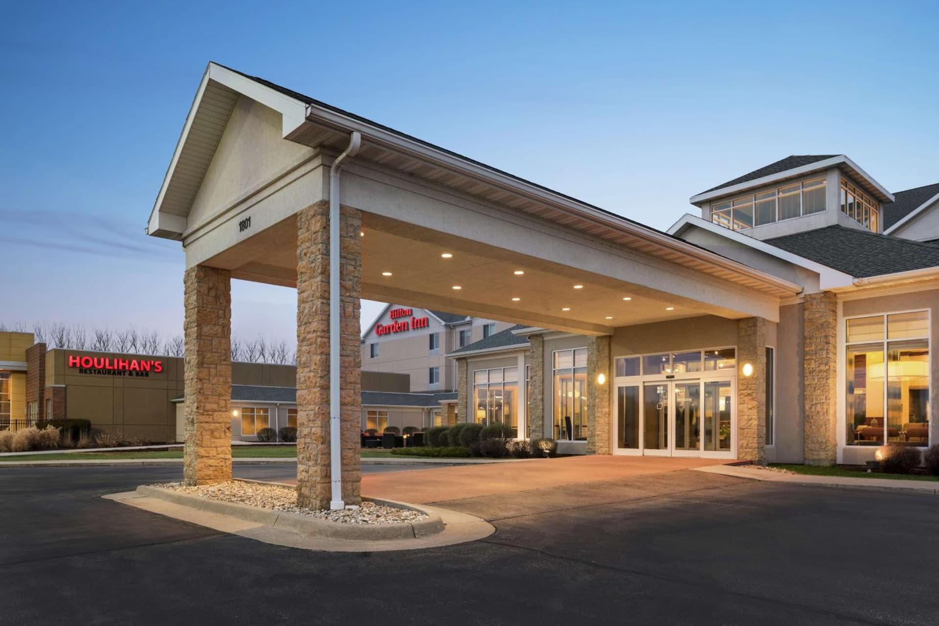 Hilton Garden Inn Dubuque Downtown property views in Dubuque, IA — gallery photo 3
