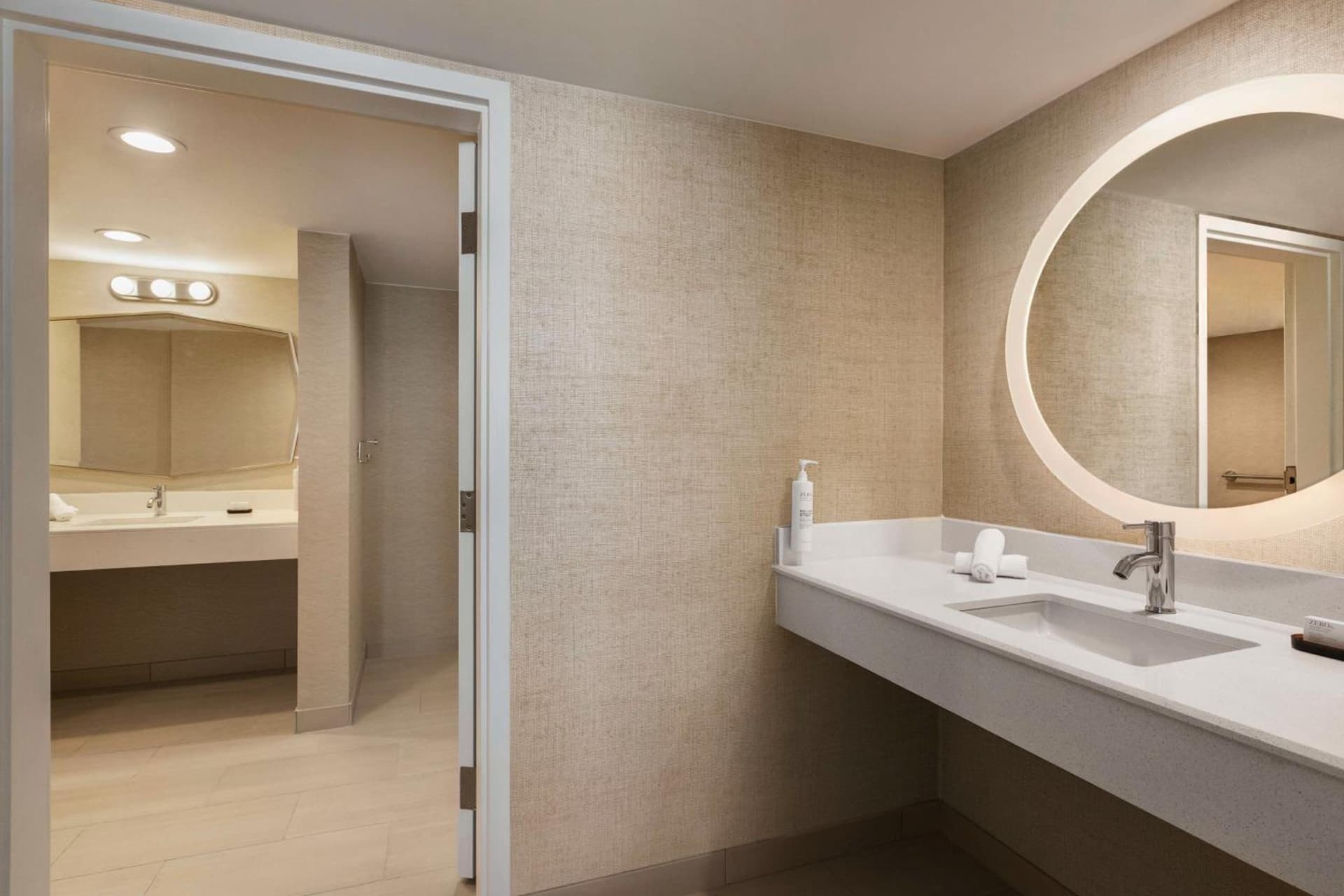Embassy Suites by Hilton Deerfield Beach Resort & Spa gallery photo in Deerfield Beach, FL — image 42