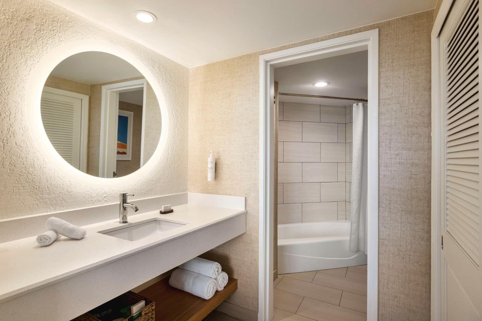Embassy Suites by Hilton Deerfield Beach Resort & Spa gallery photo in Deerfield Beach, FL — image 71